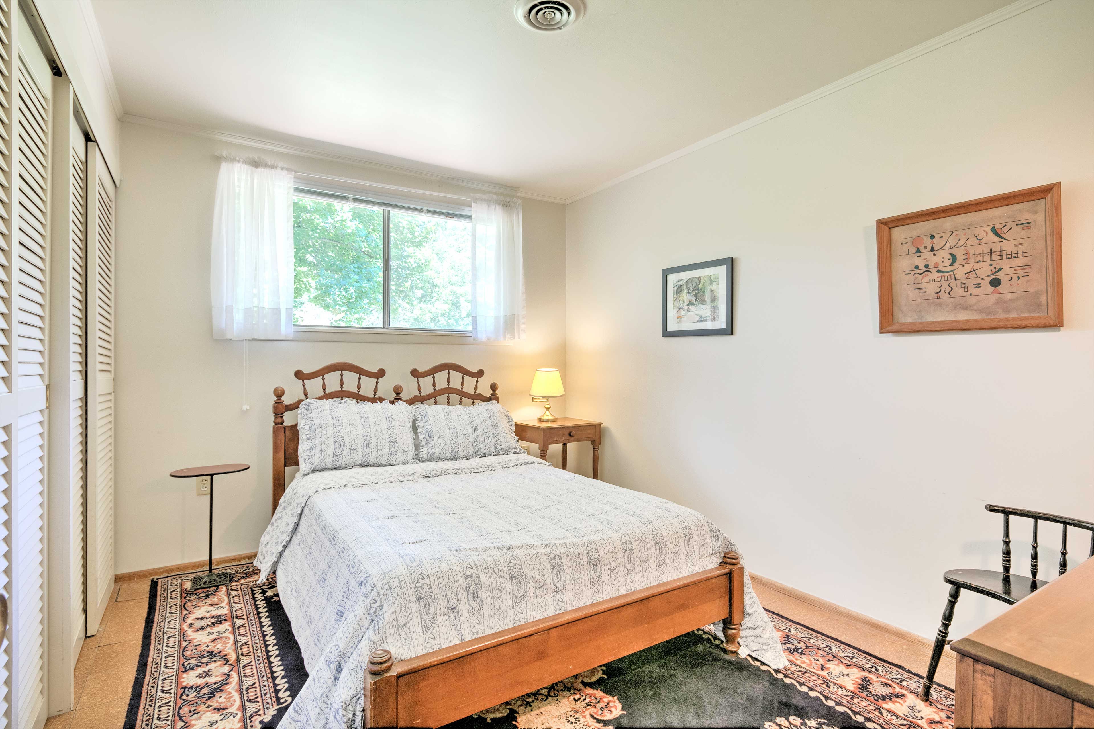 Bedroom 1 | Full Bed | Linens Provided