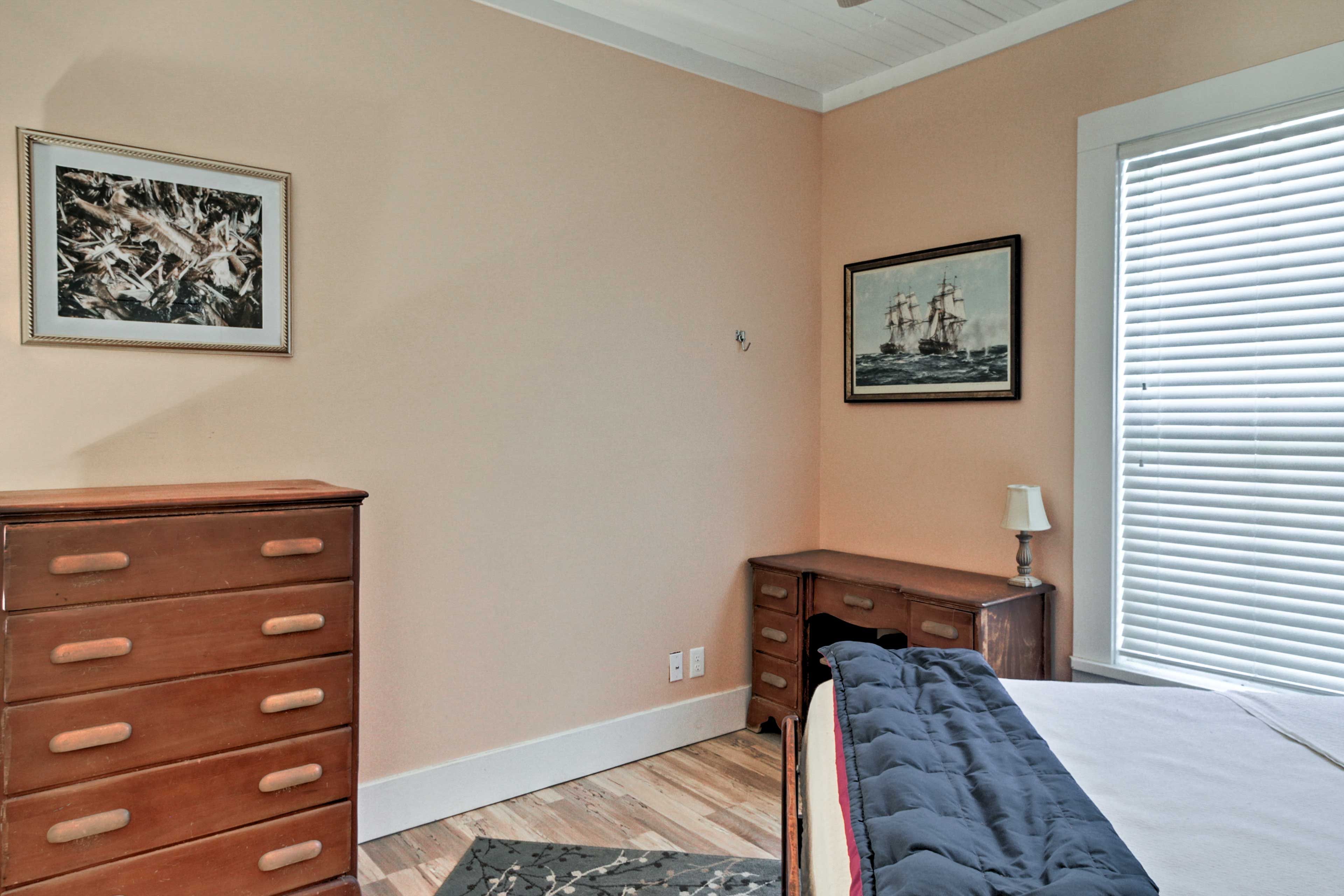 Store your belongings in the dresser and closet during your stay.