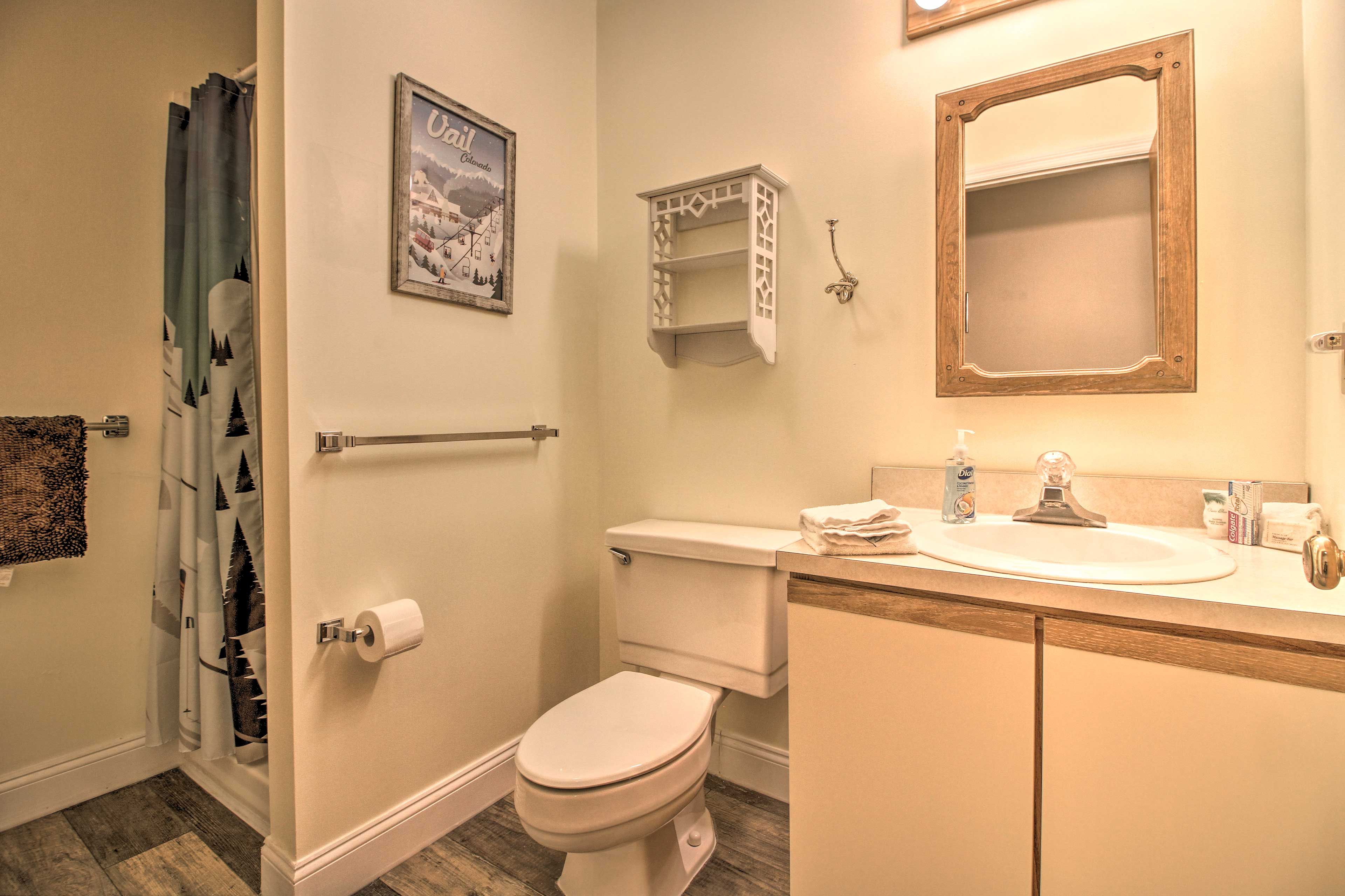 Full Bathroom | Walk-In Shower