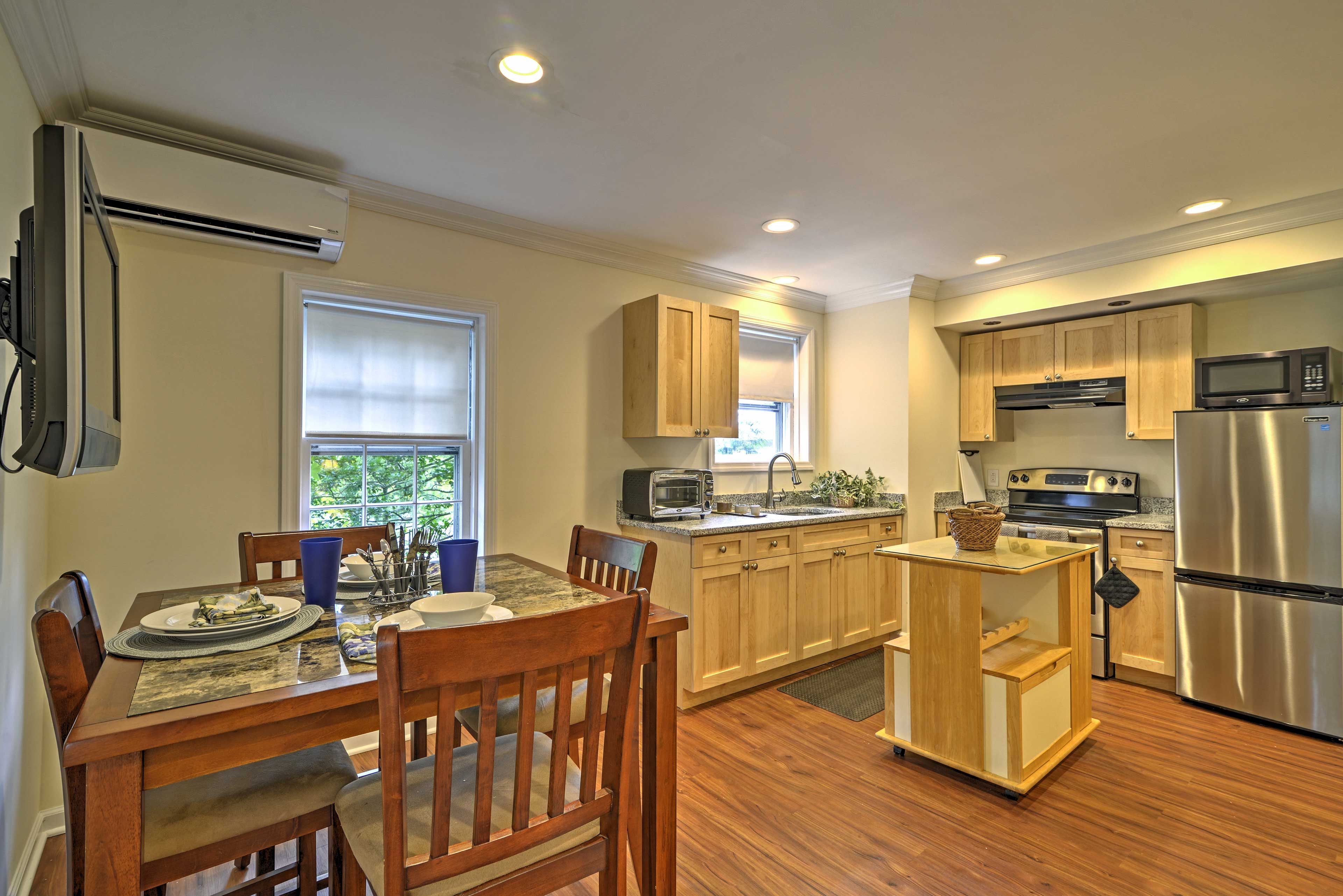 This apartment is both spacious and inviting.