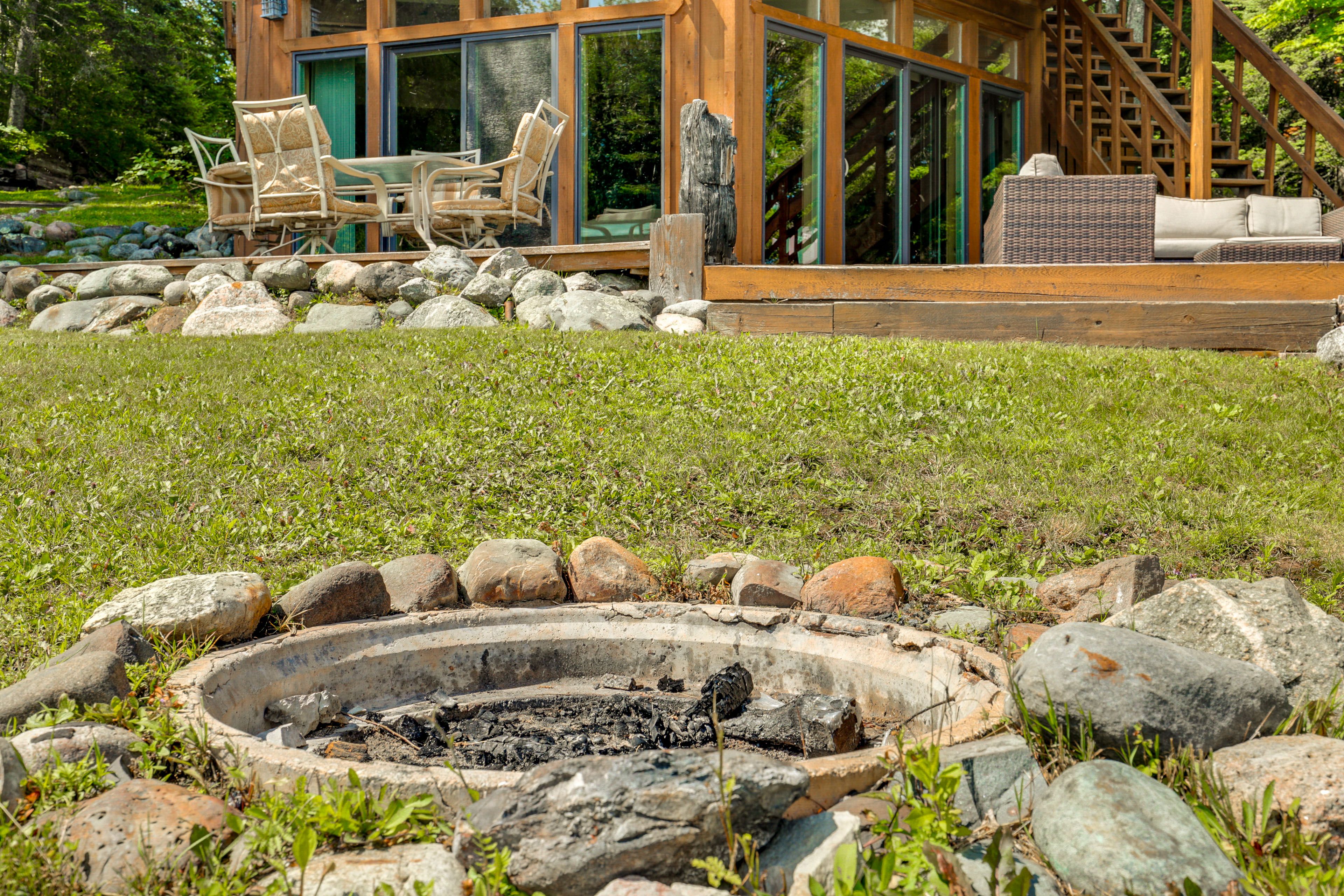 Backyard | Fire Pit