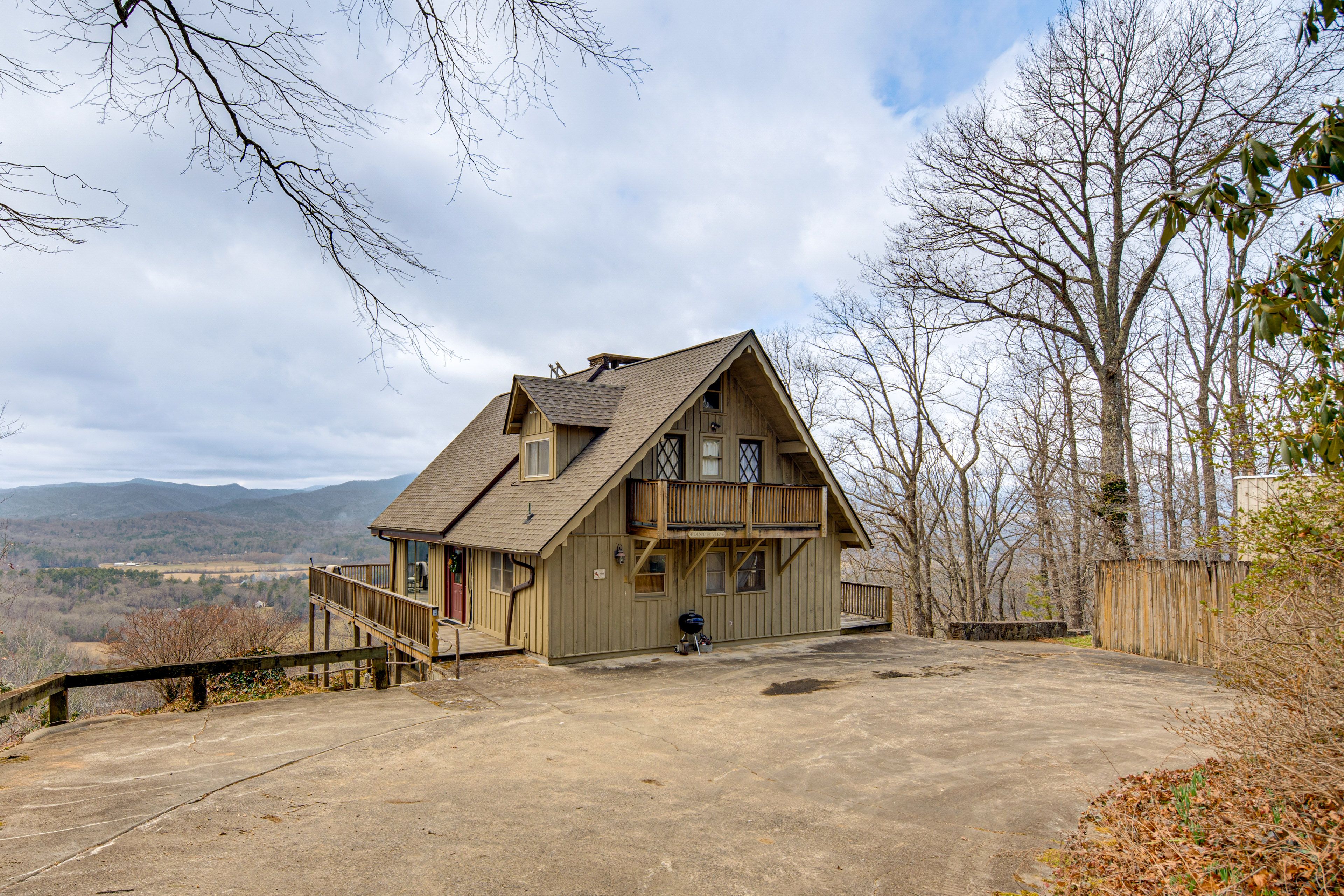 Exterior | Driveway Parking (4 Vehicles)