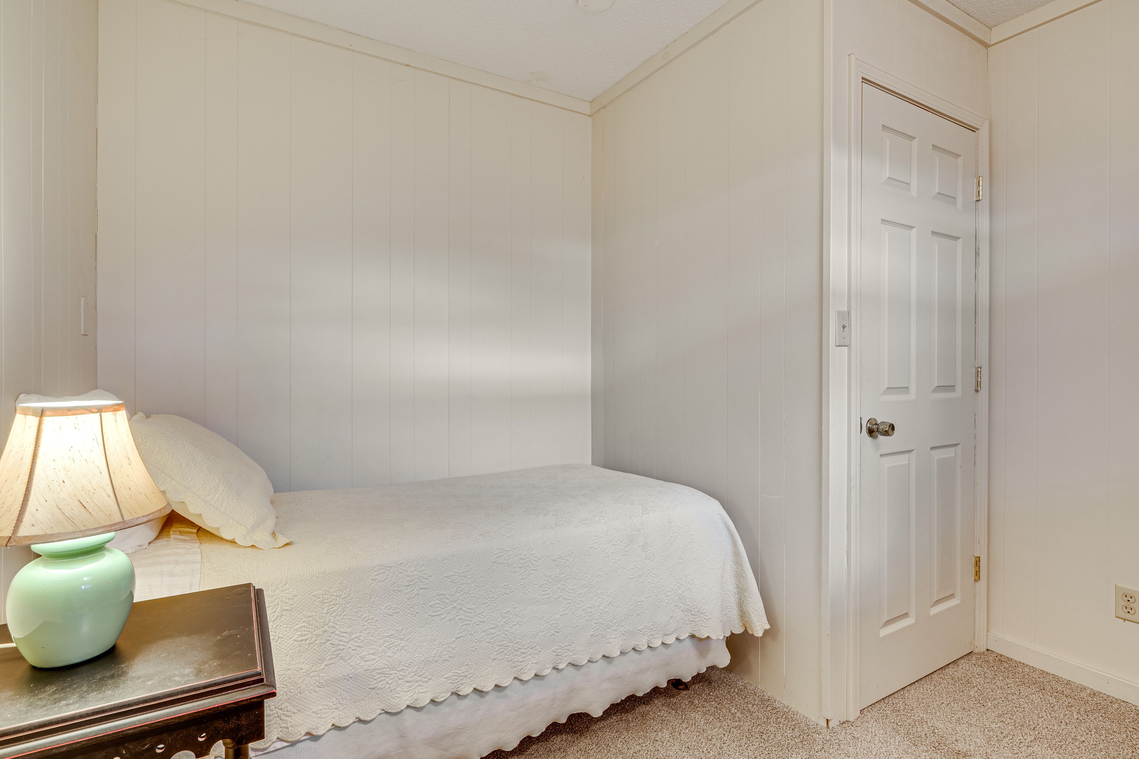 Bedroom 5 | Twin Bed | Lower Level