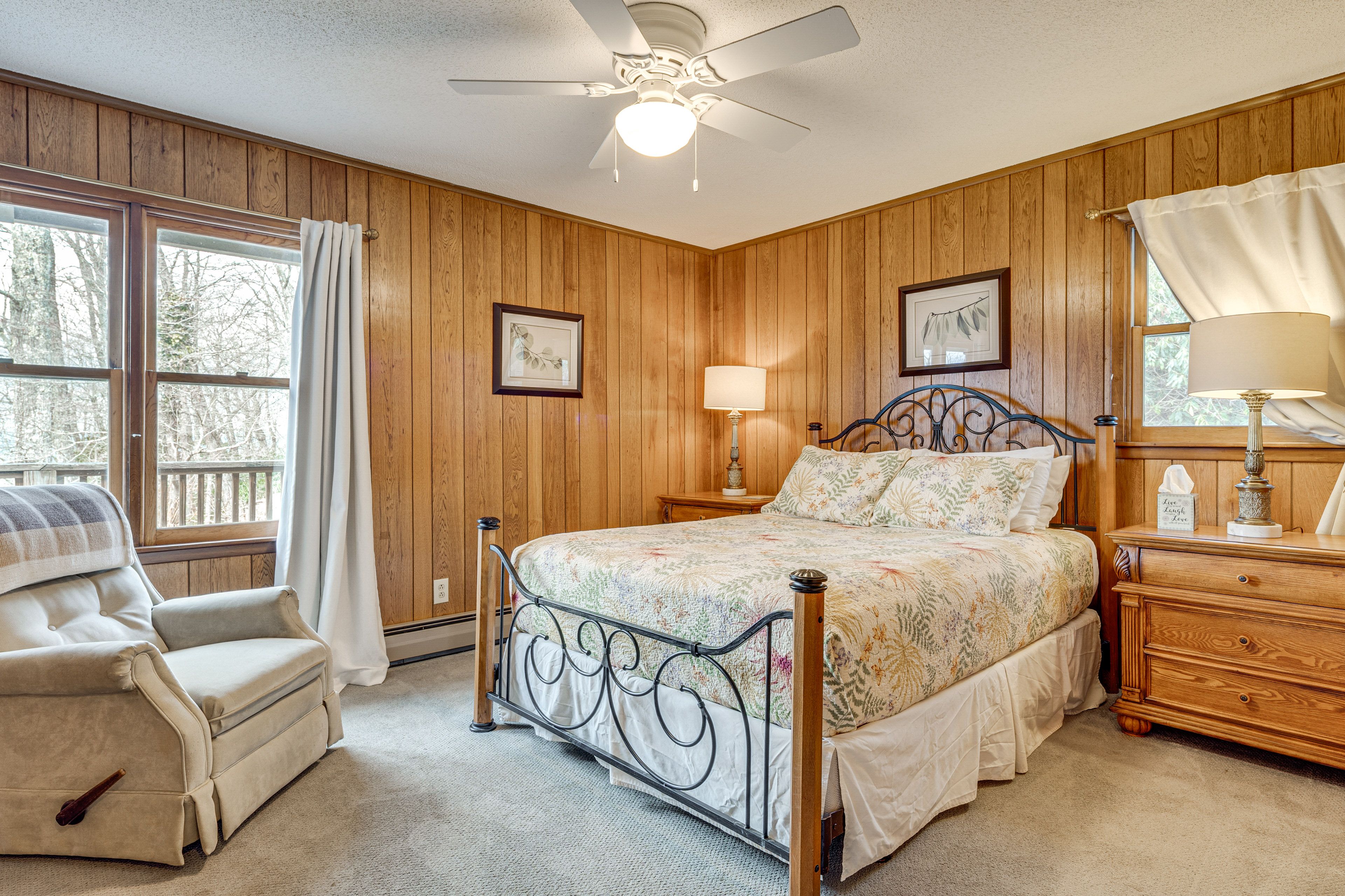 Bedroom 1 | Queen Bed | Main Level