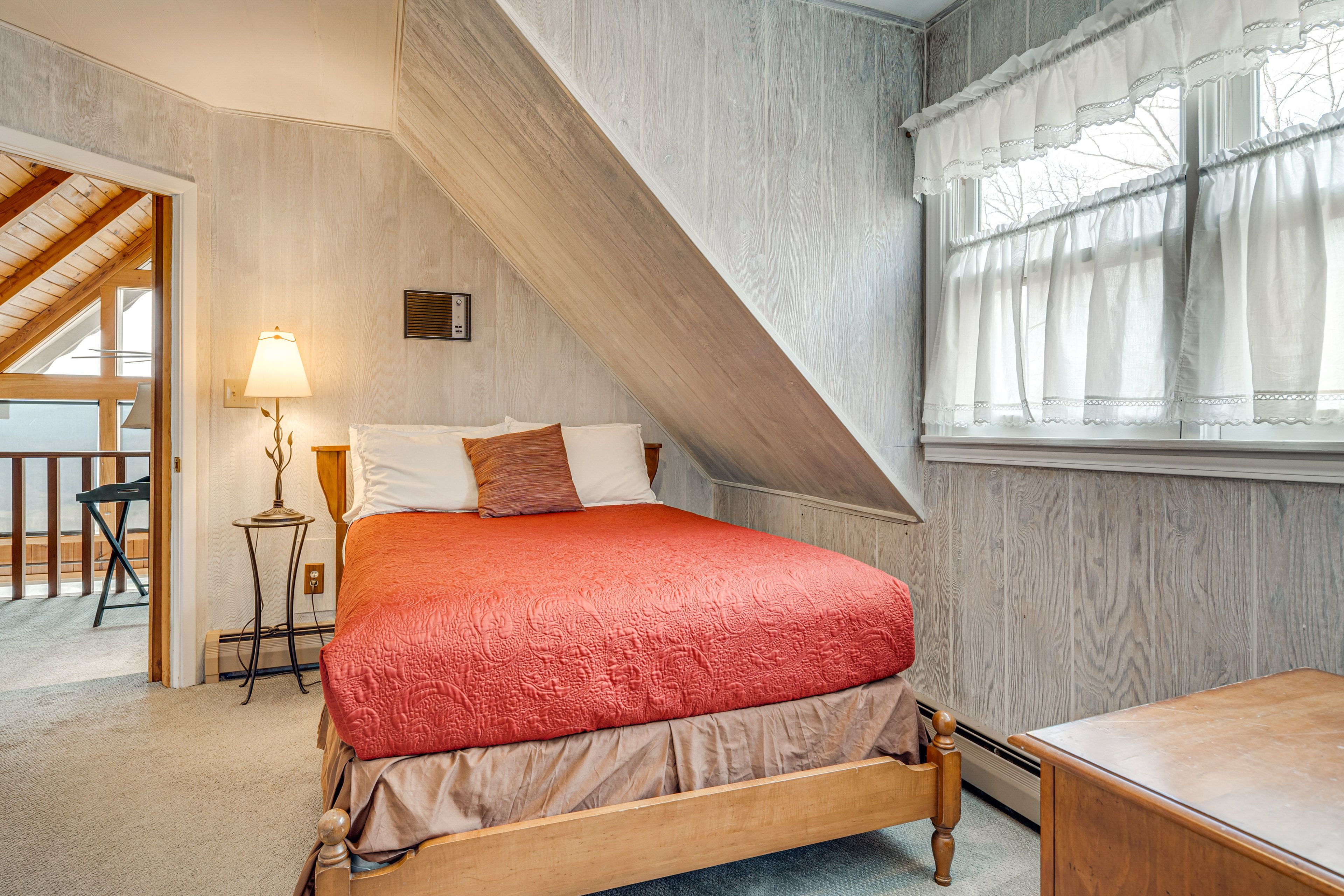 Bedroom 3 | Full Bed | Upper Level