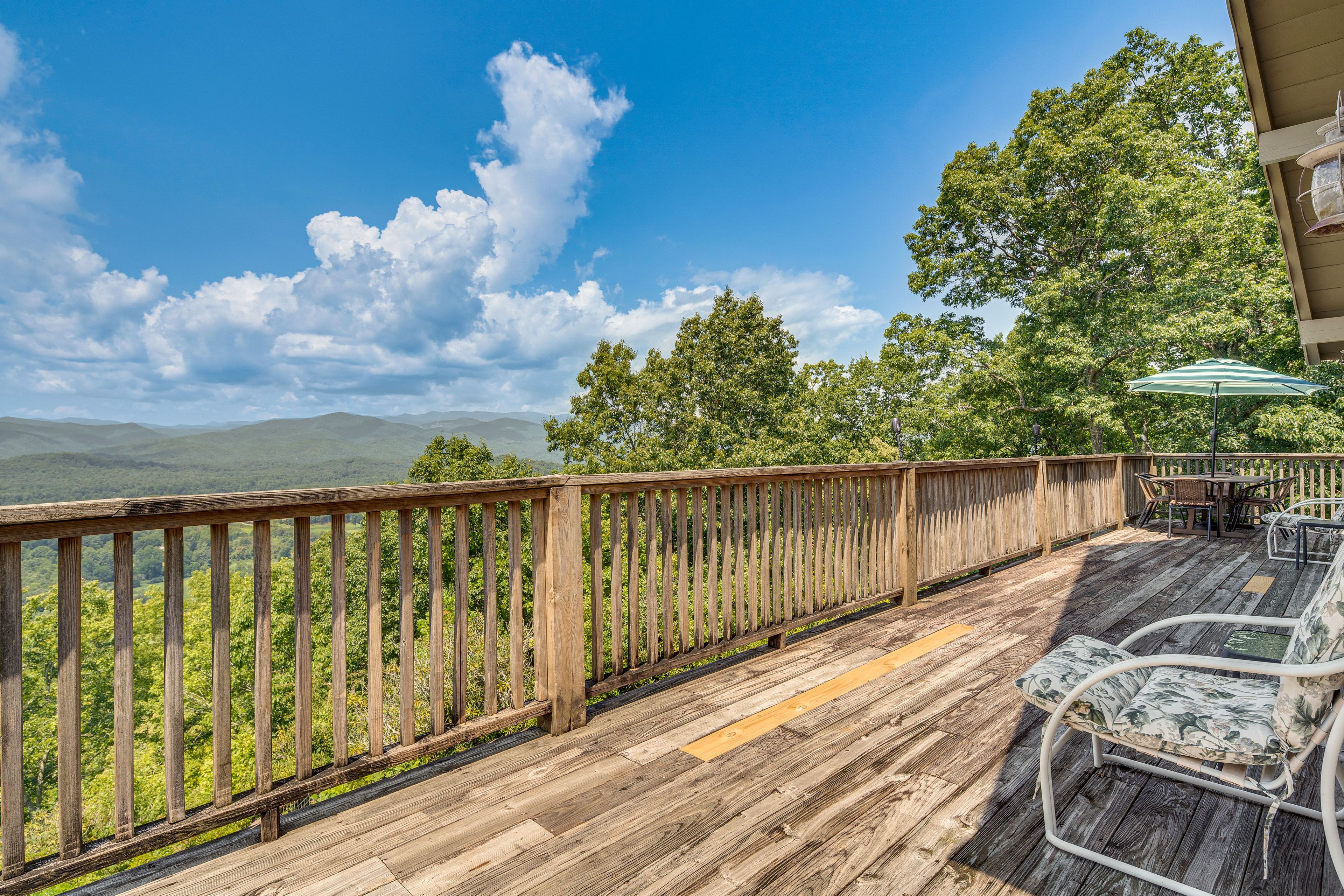 Private Deck