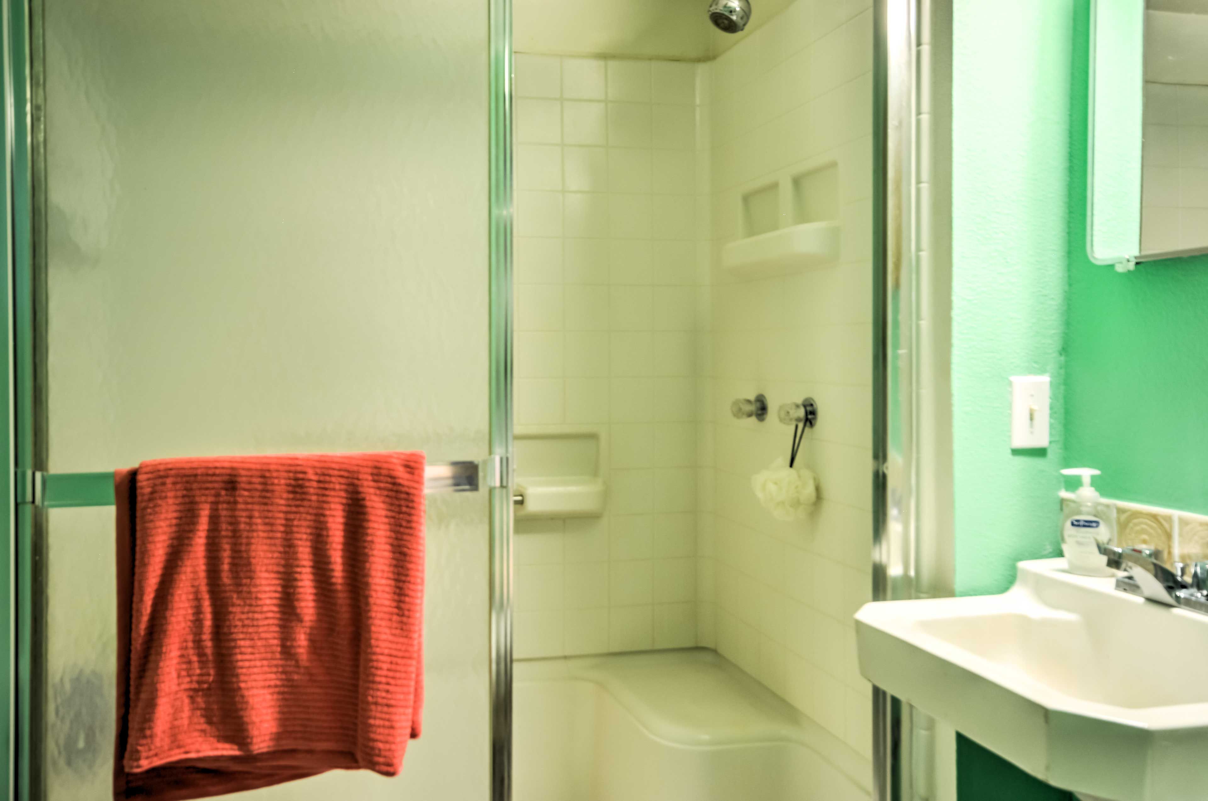 Full Bathroom