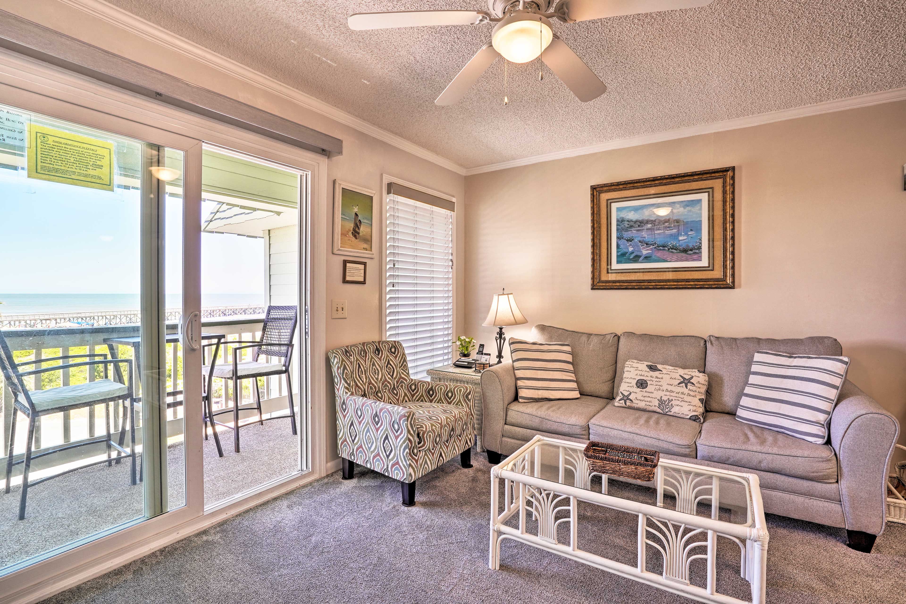 Living Room | Sleeper Sofa