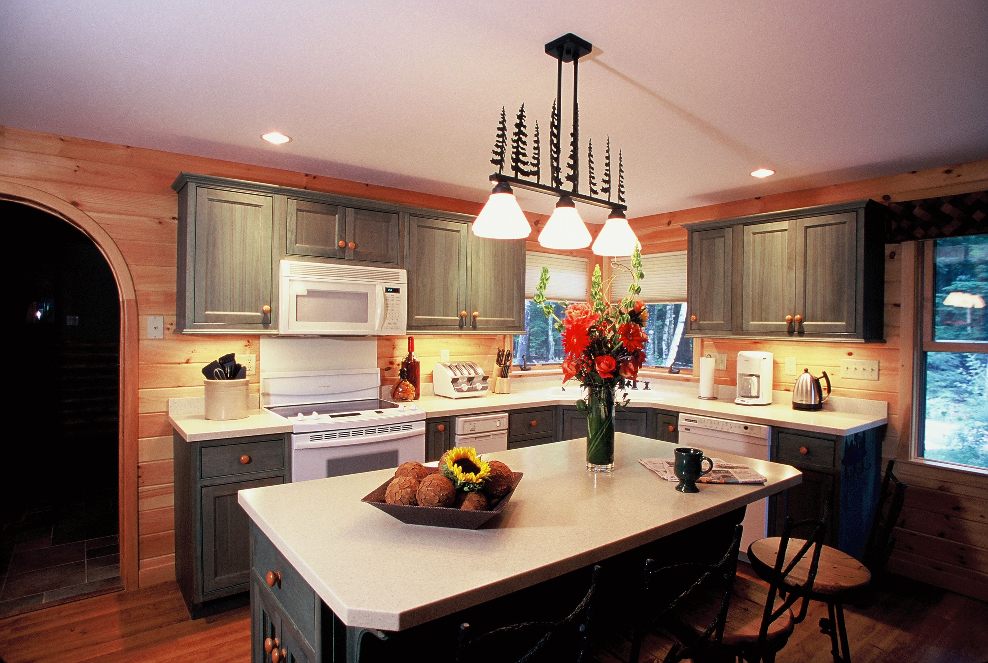 Kitchen | Dishware/Flatware
