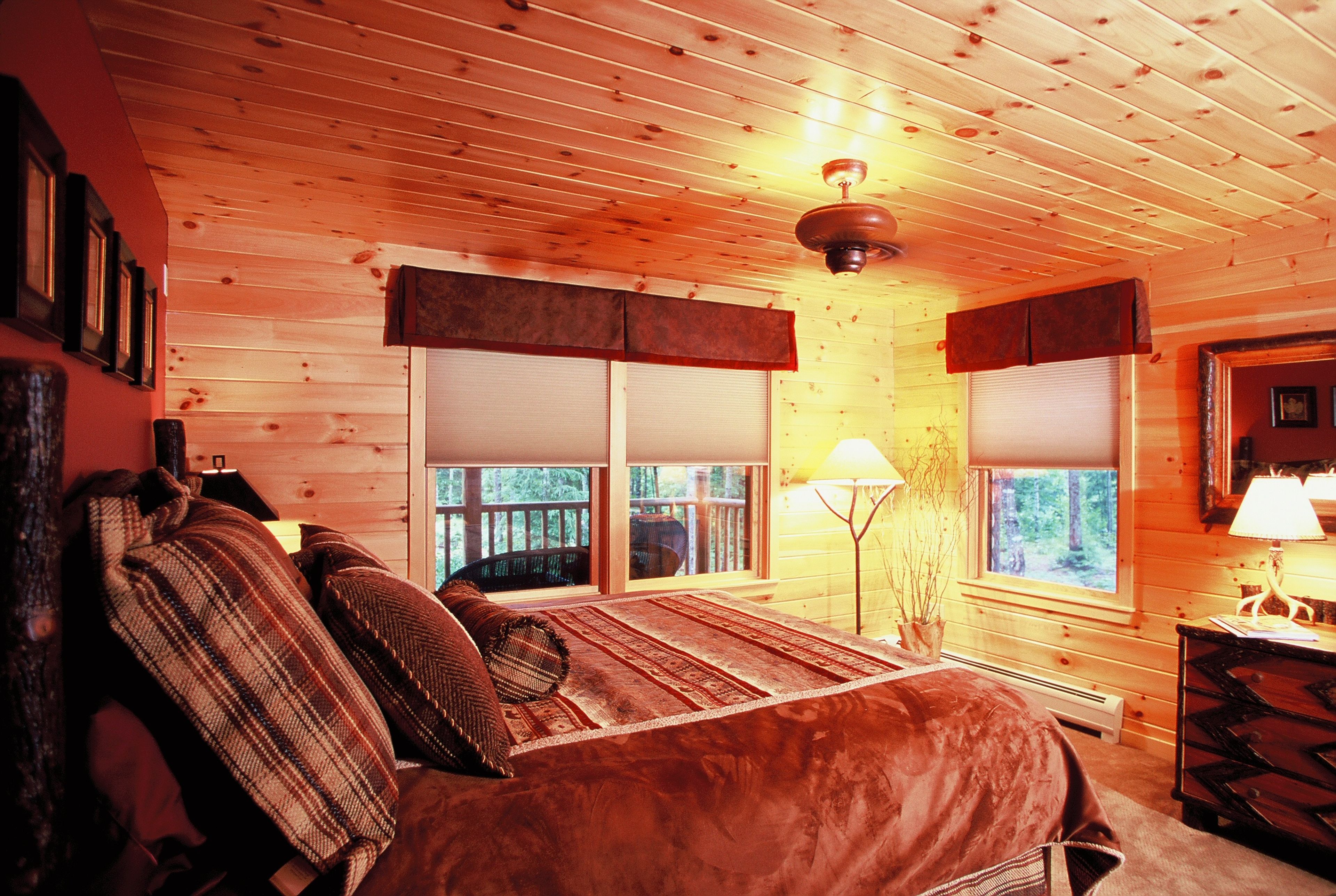 Bedroom 2 | King Bed