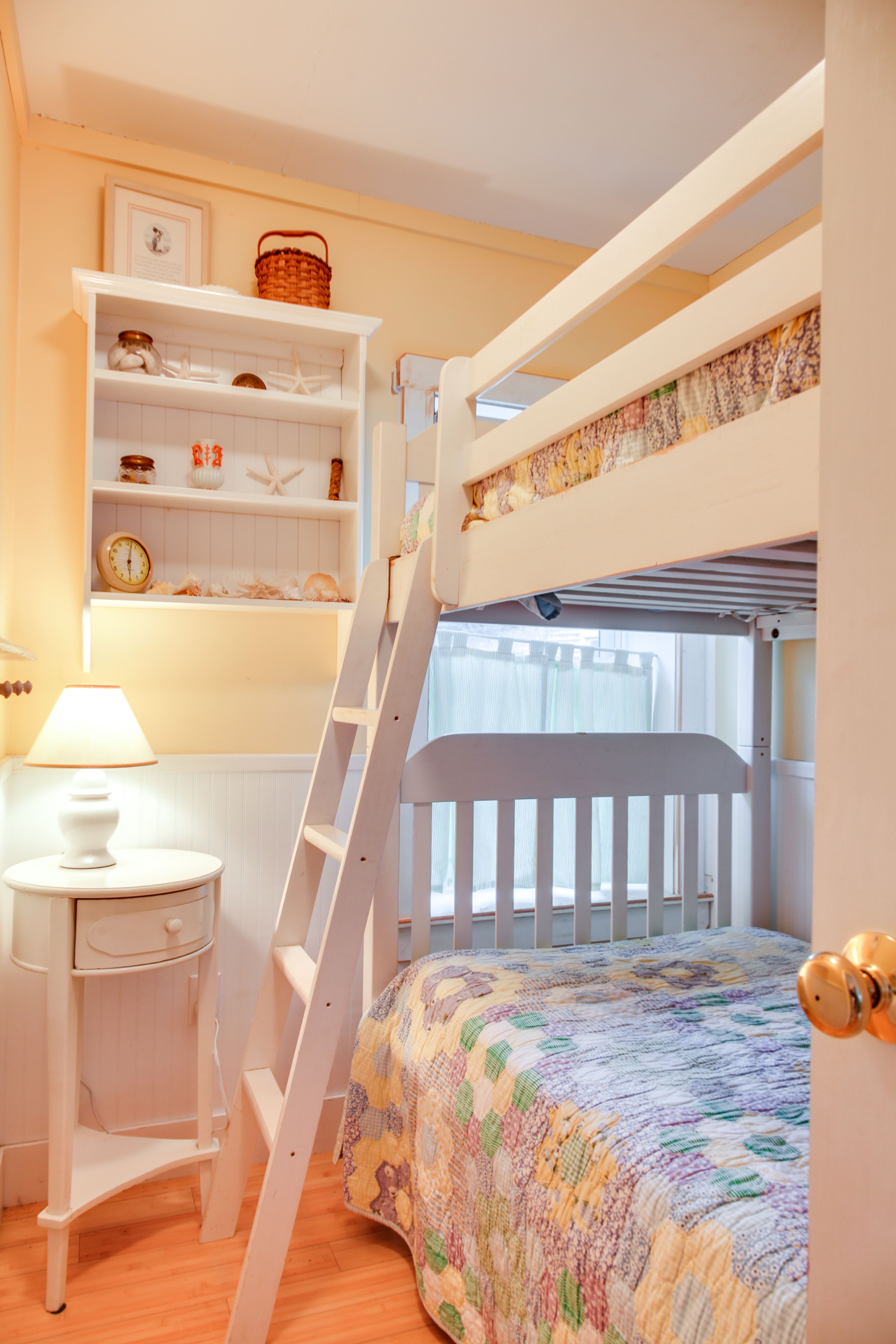 Bedroom 2 | Twin Bunk Bed