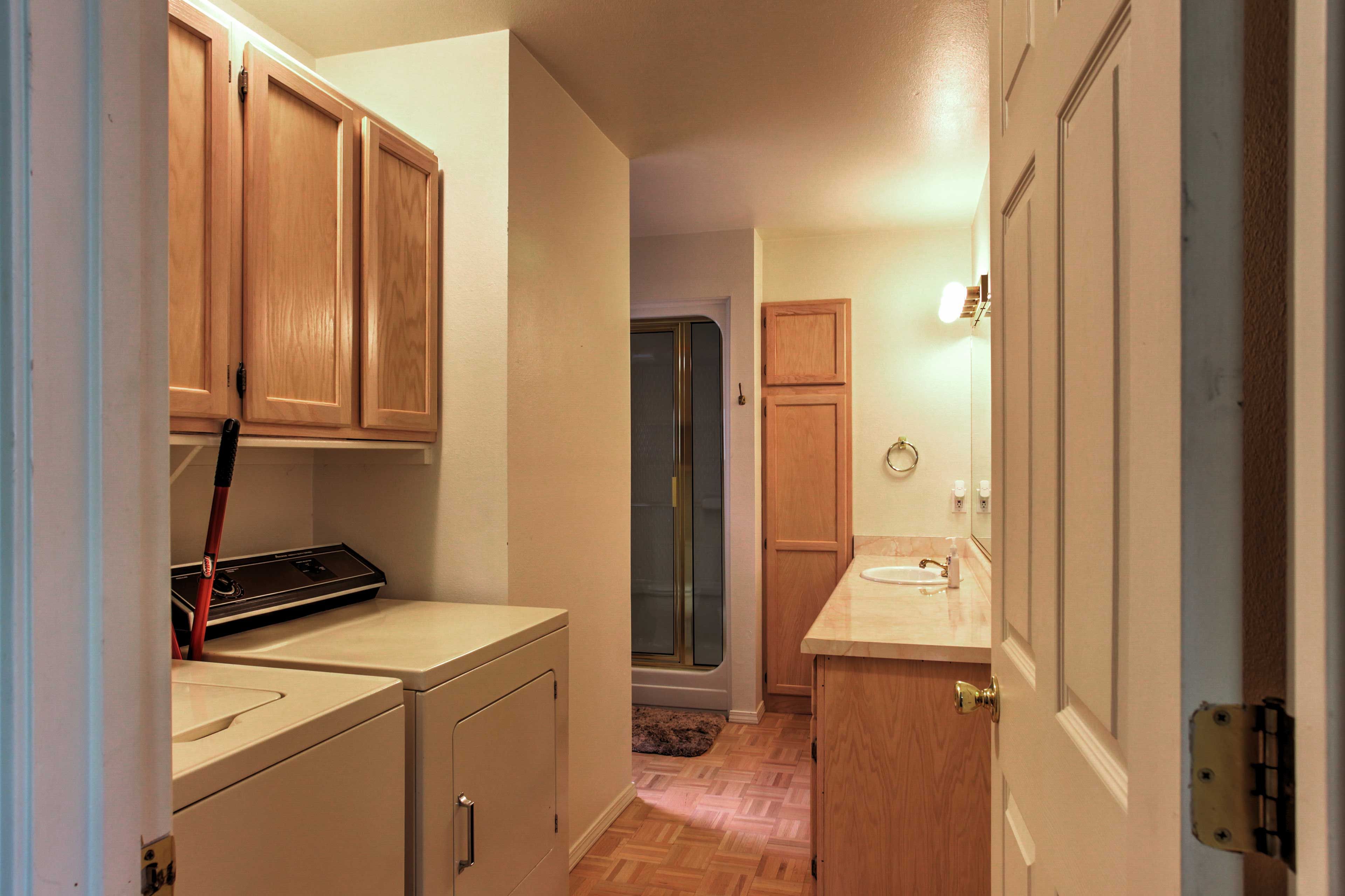 Laundry Room | Full Bathroom