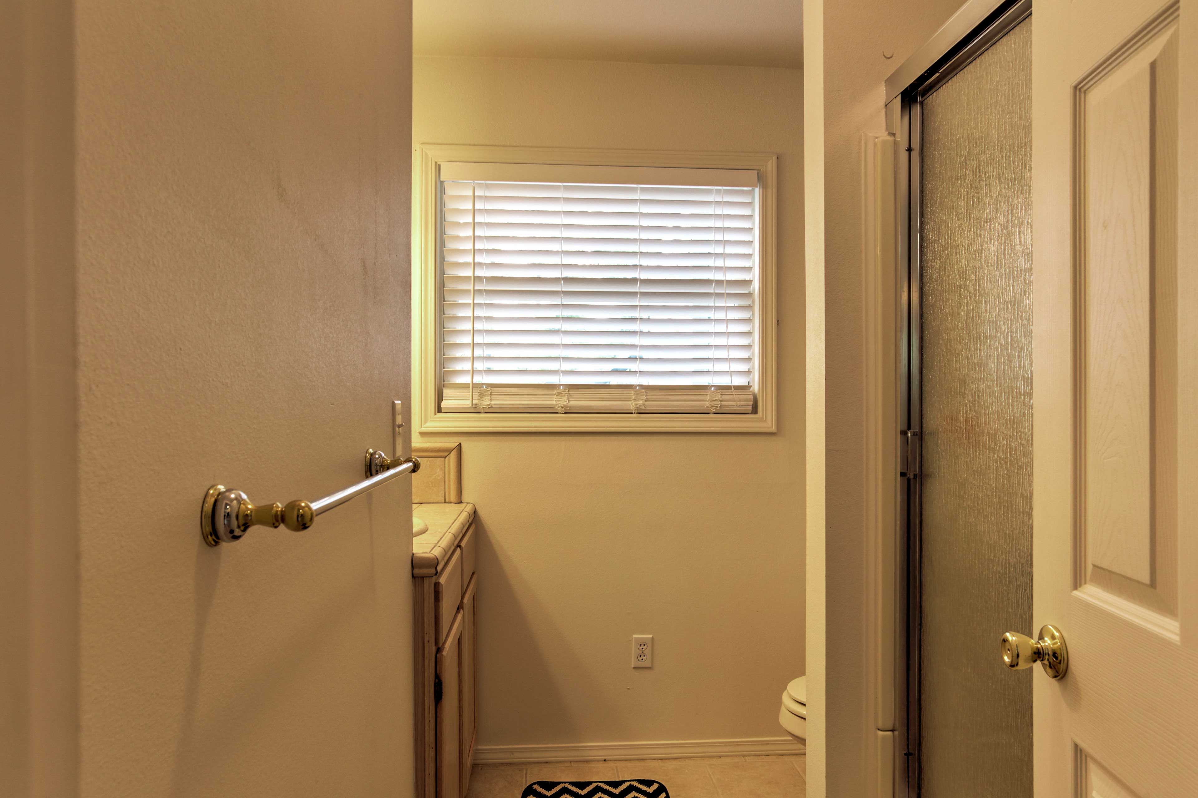 Full Bathroom