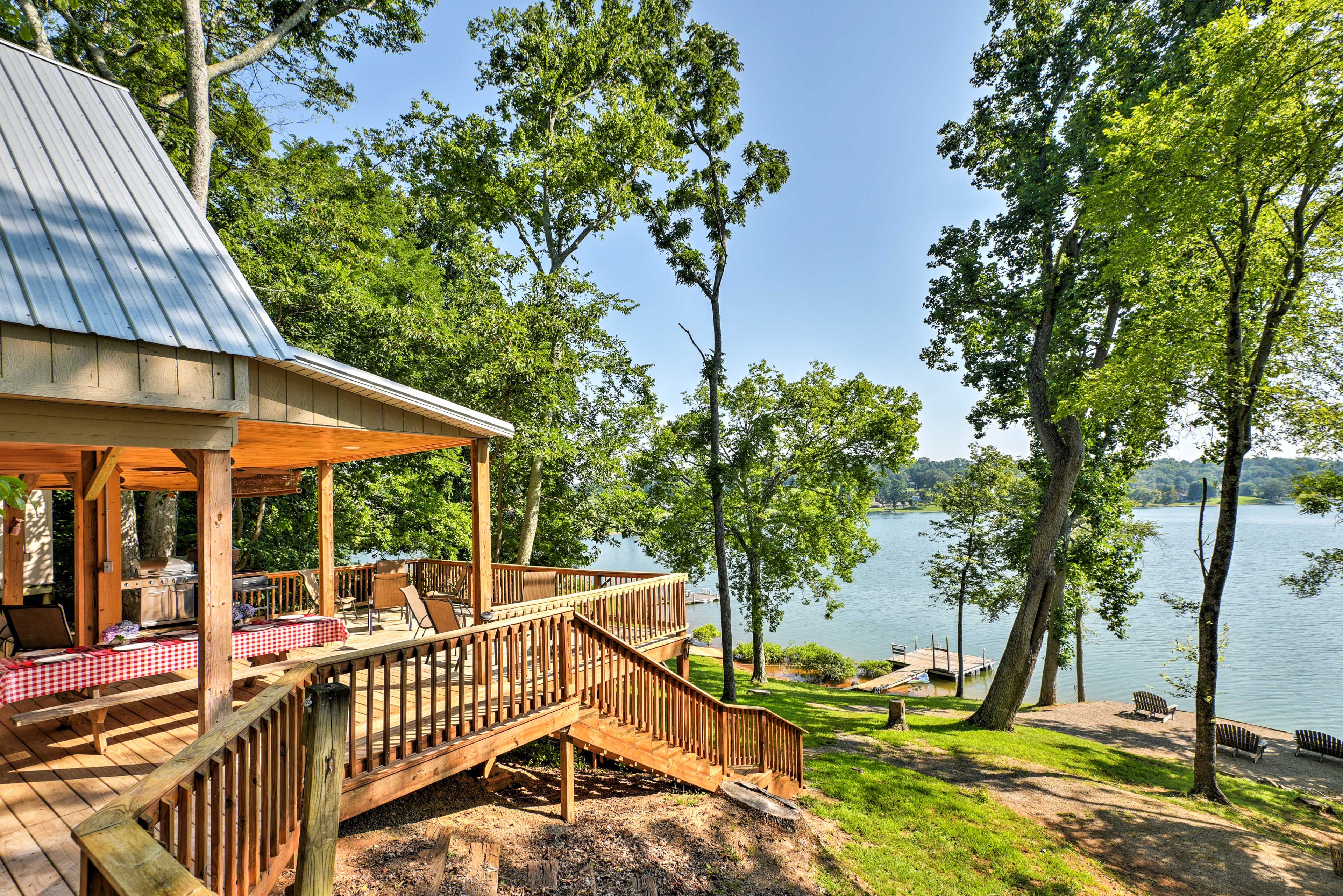 Wraparound Deck | Spacious Yard