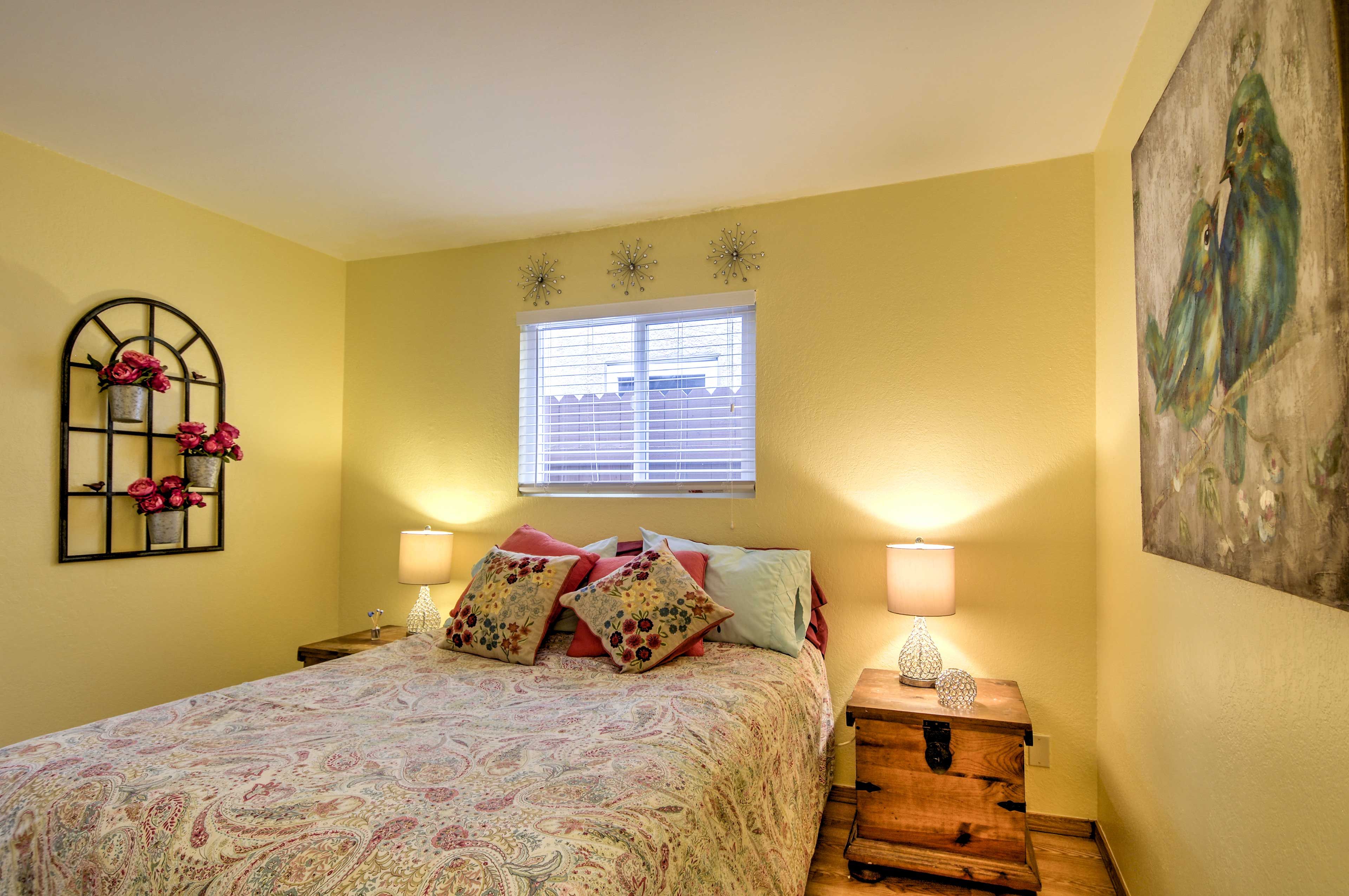 This home sleeps 2, but 2 more are welcome to sleep on an air mattress.