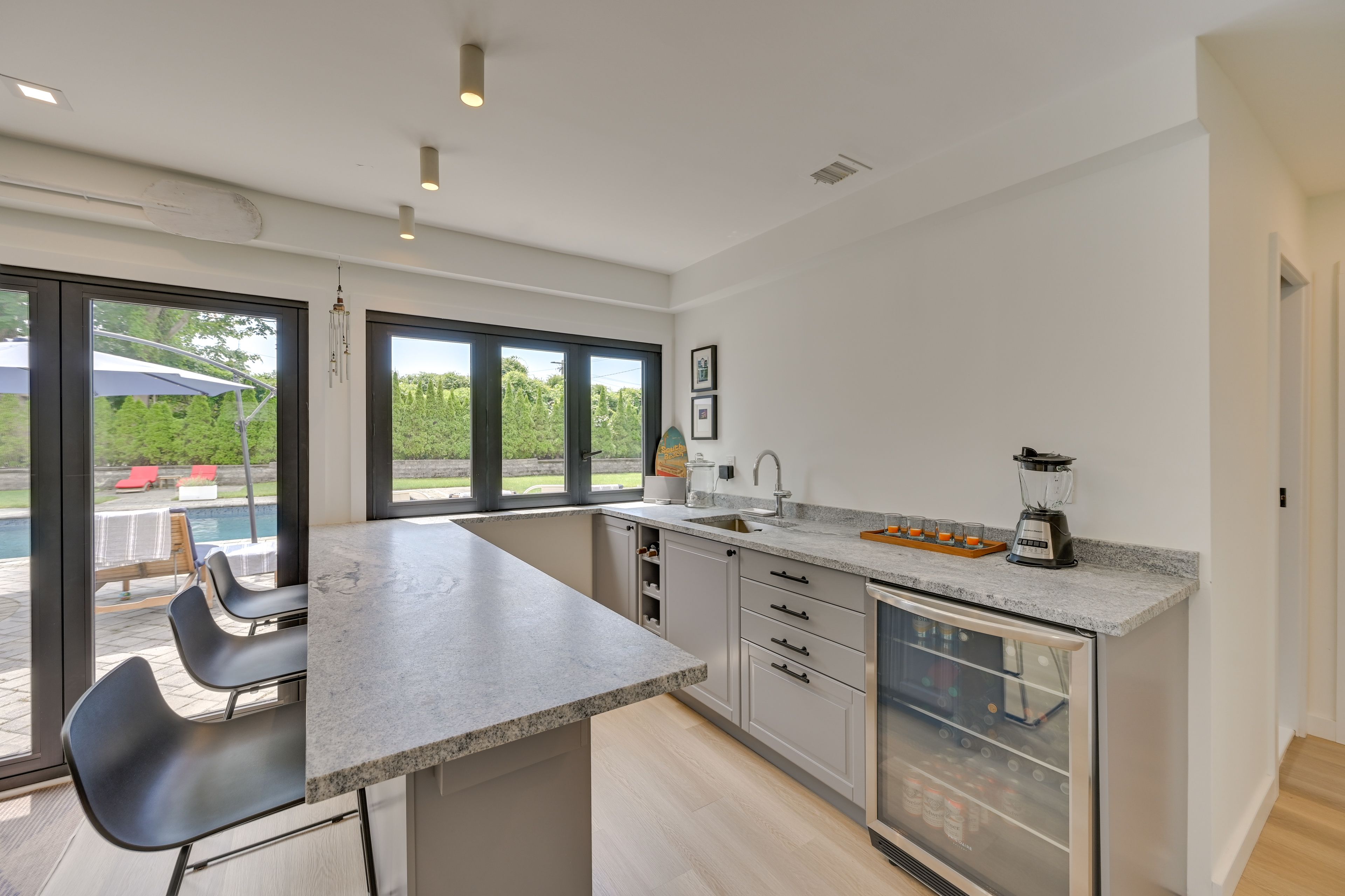 Wet Bar | Patio Access | Beverage Bar