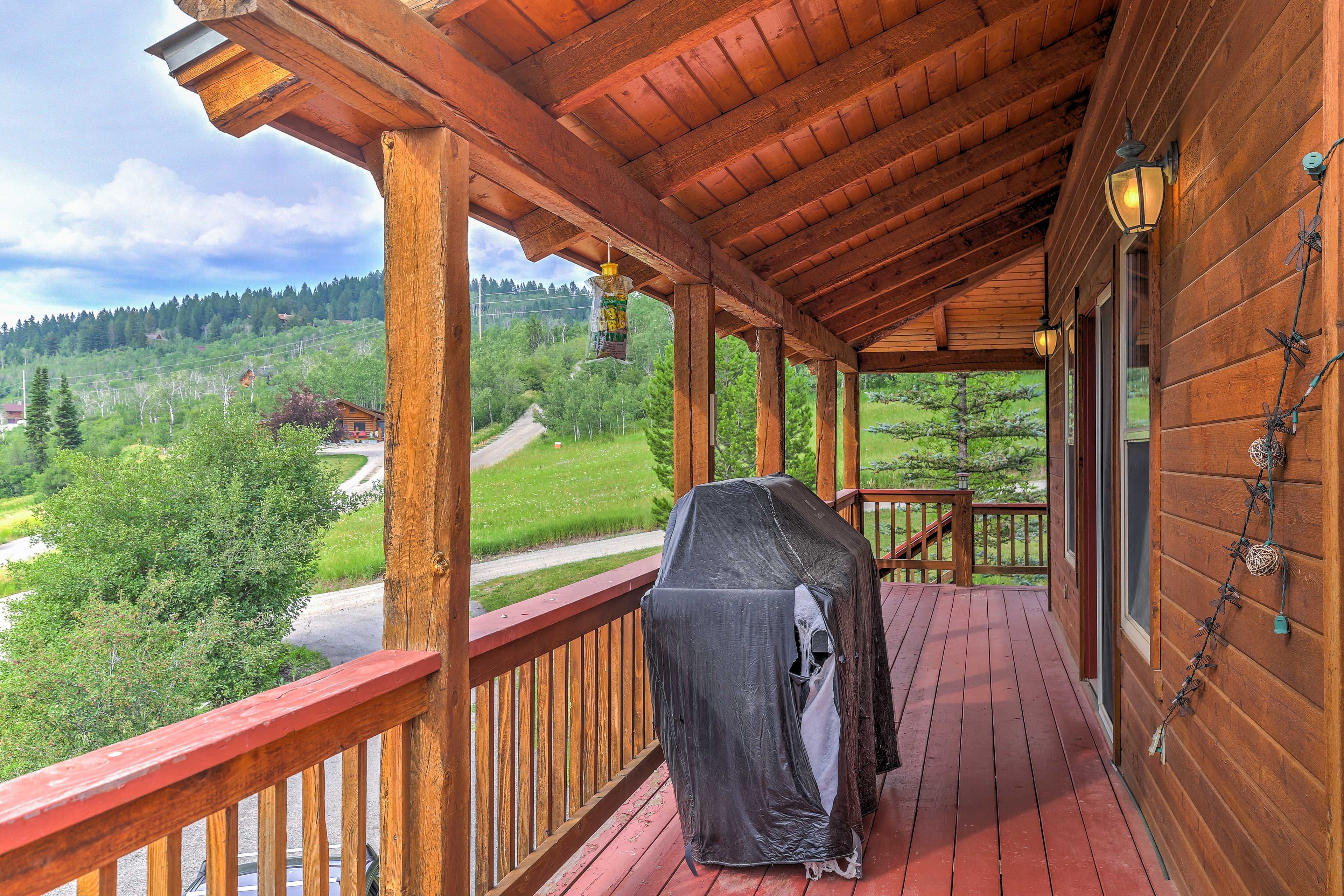 Deck | Gas Grill