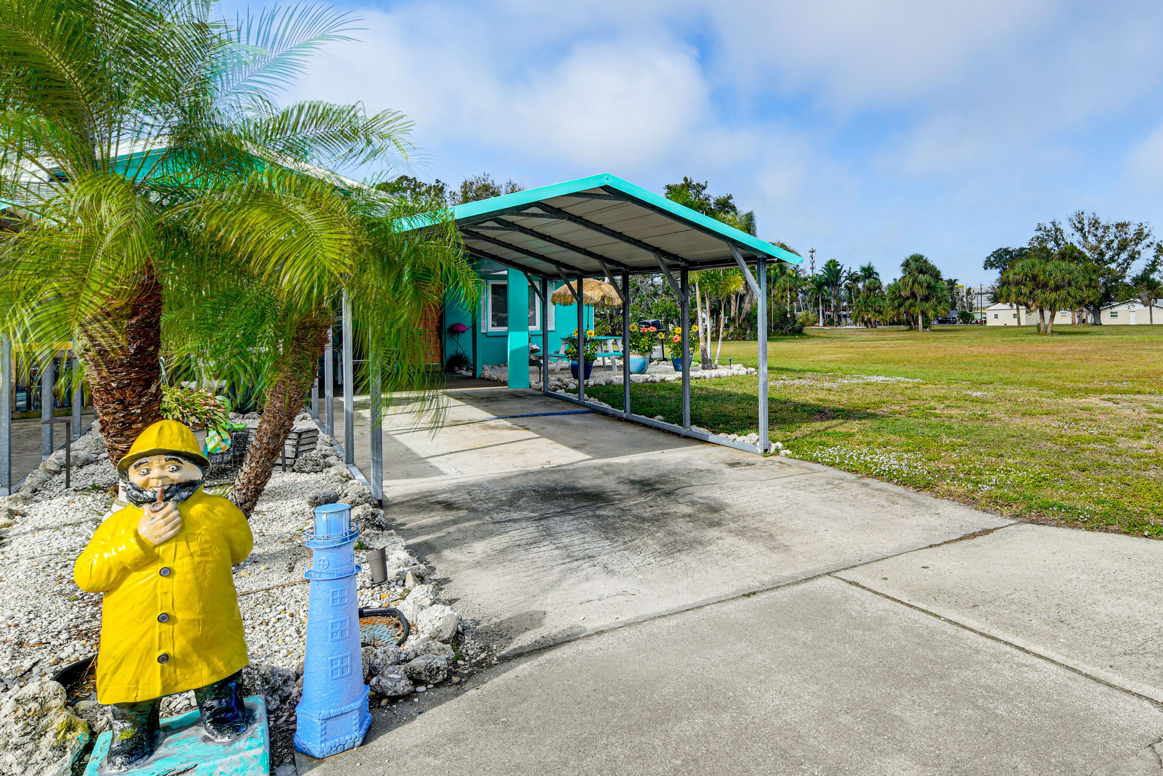 Parking | Carport (2 Vehicles) | Boat/Trailer Parking On-Site