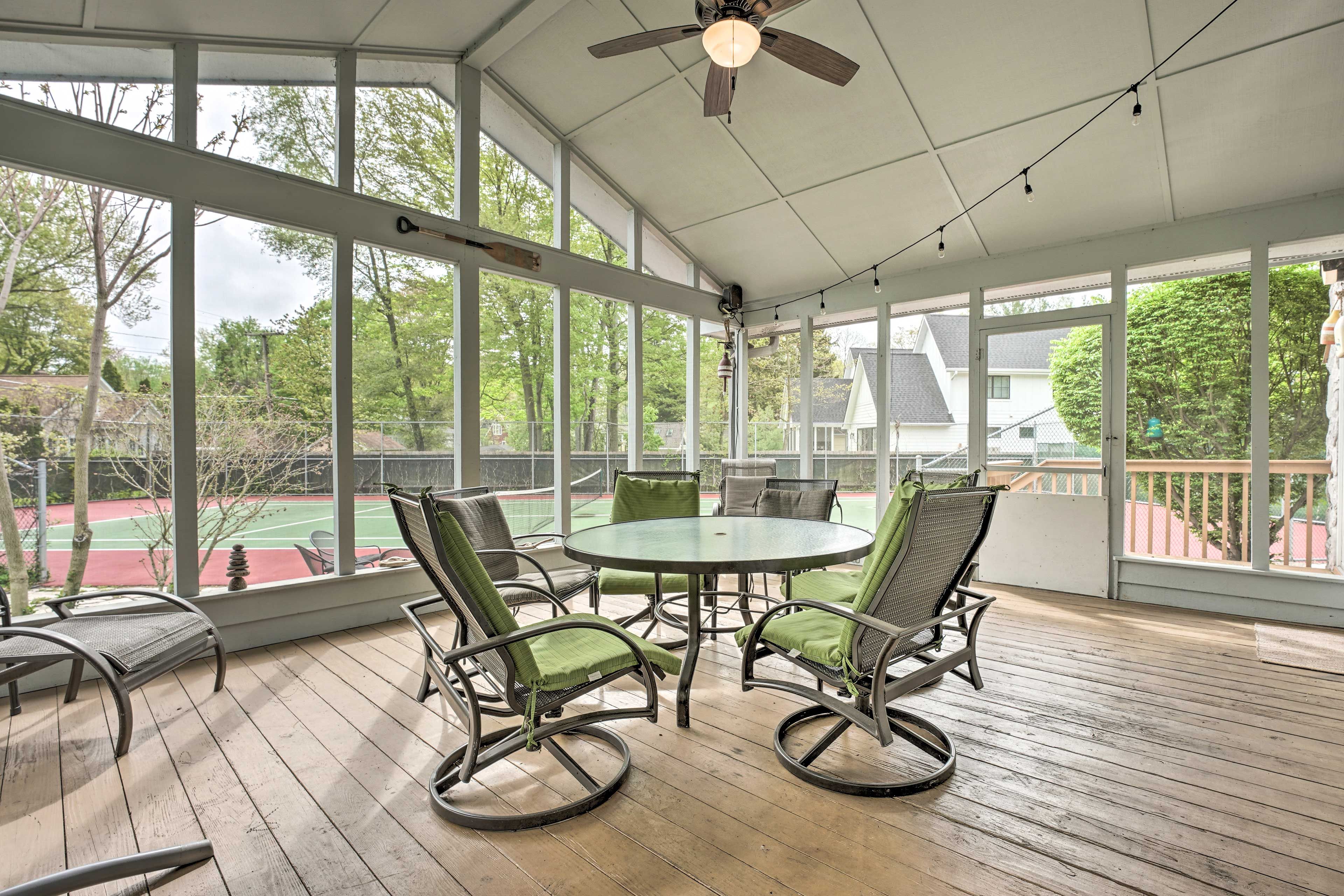 Screened Porch