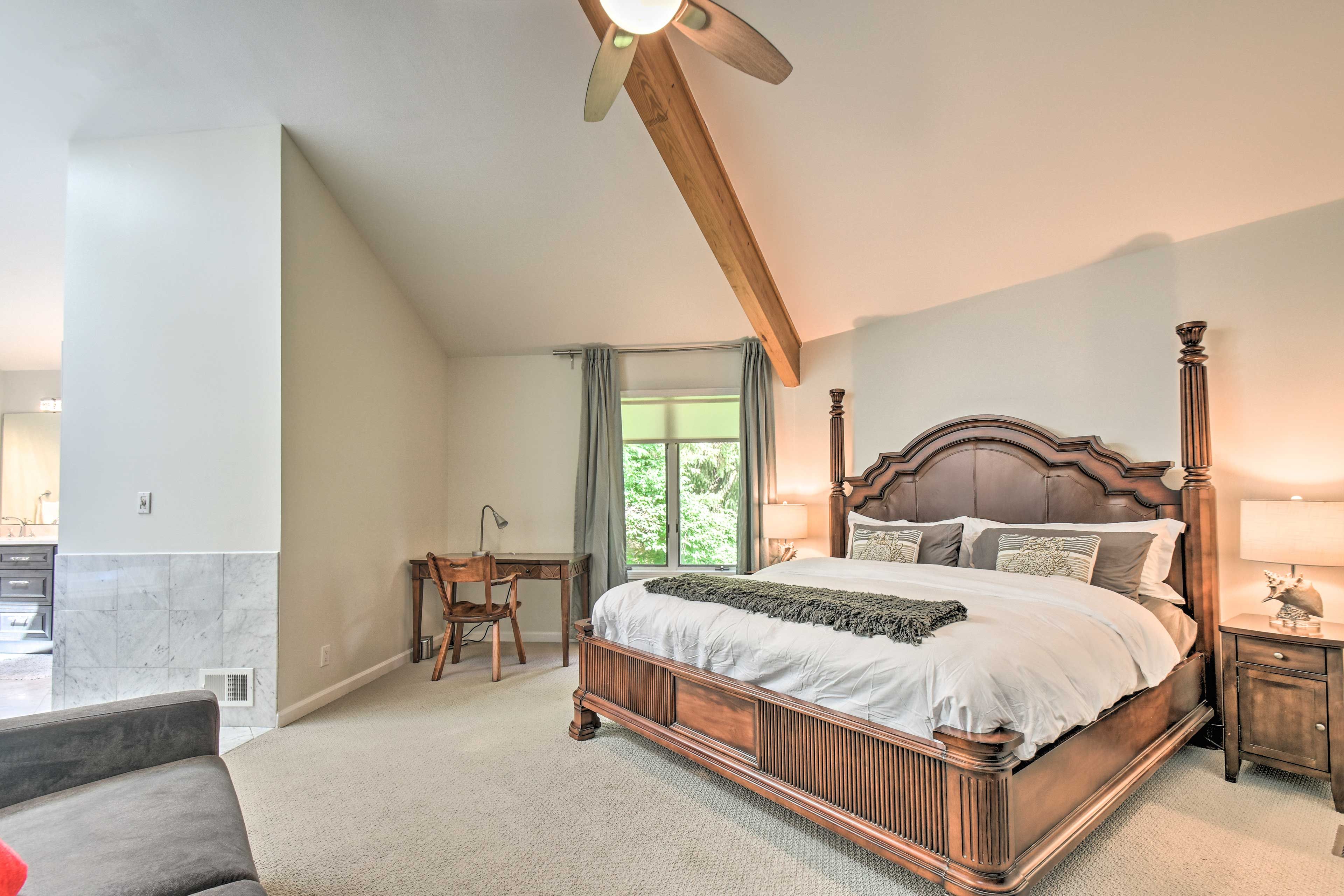 Bedroom 1 | King Bed | Sleeper Sofa | Linens Provided