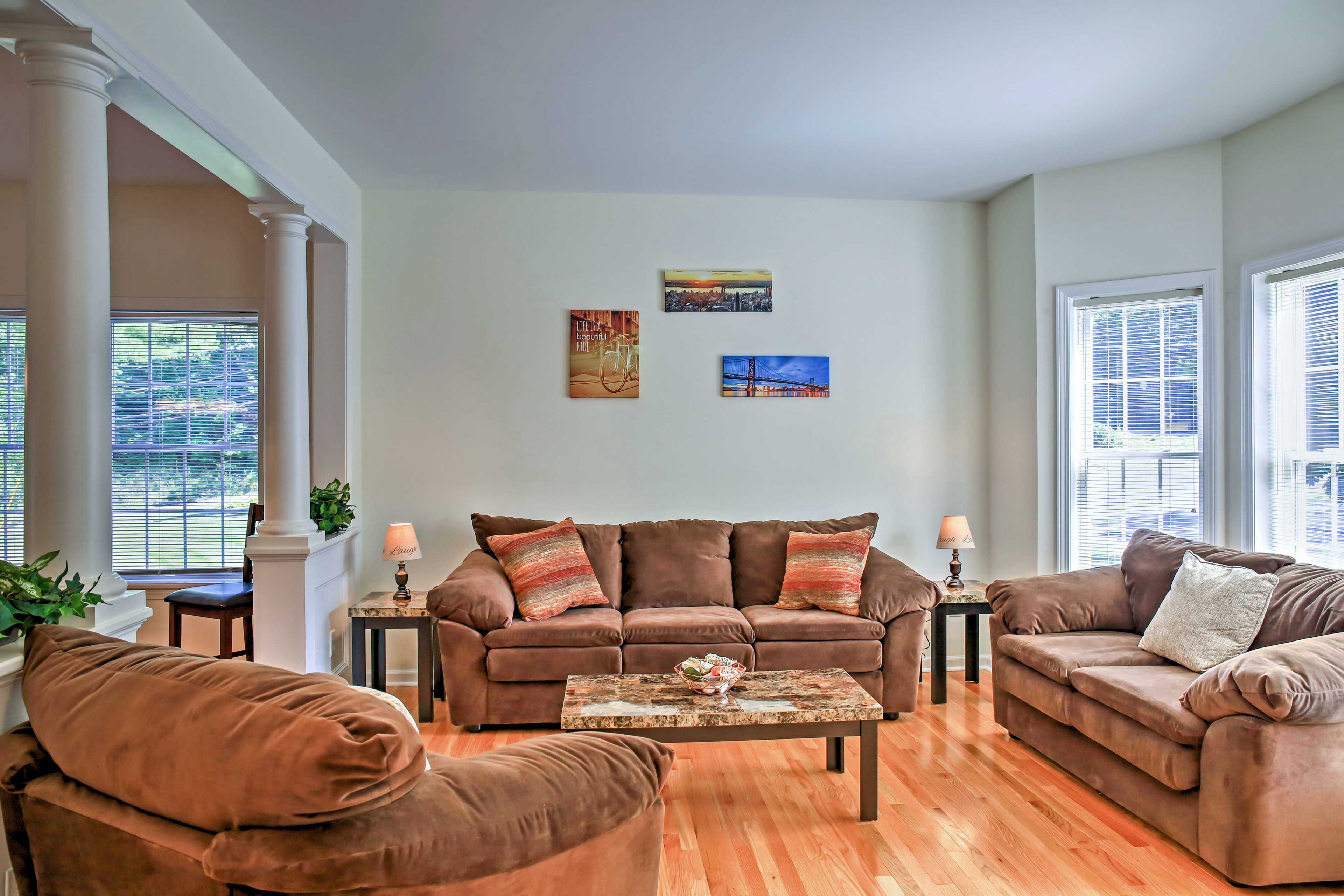 The sitting room provides comfortable plush furnishings.