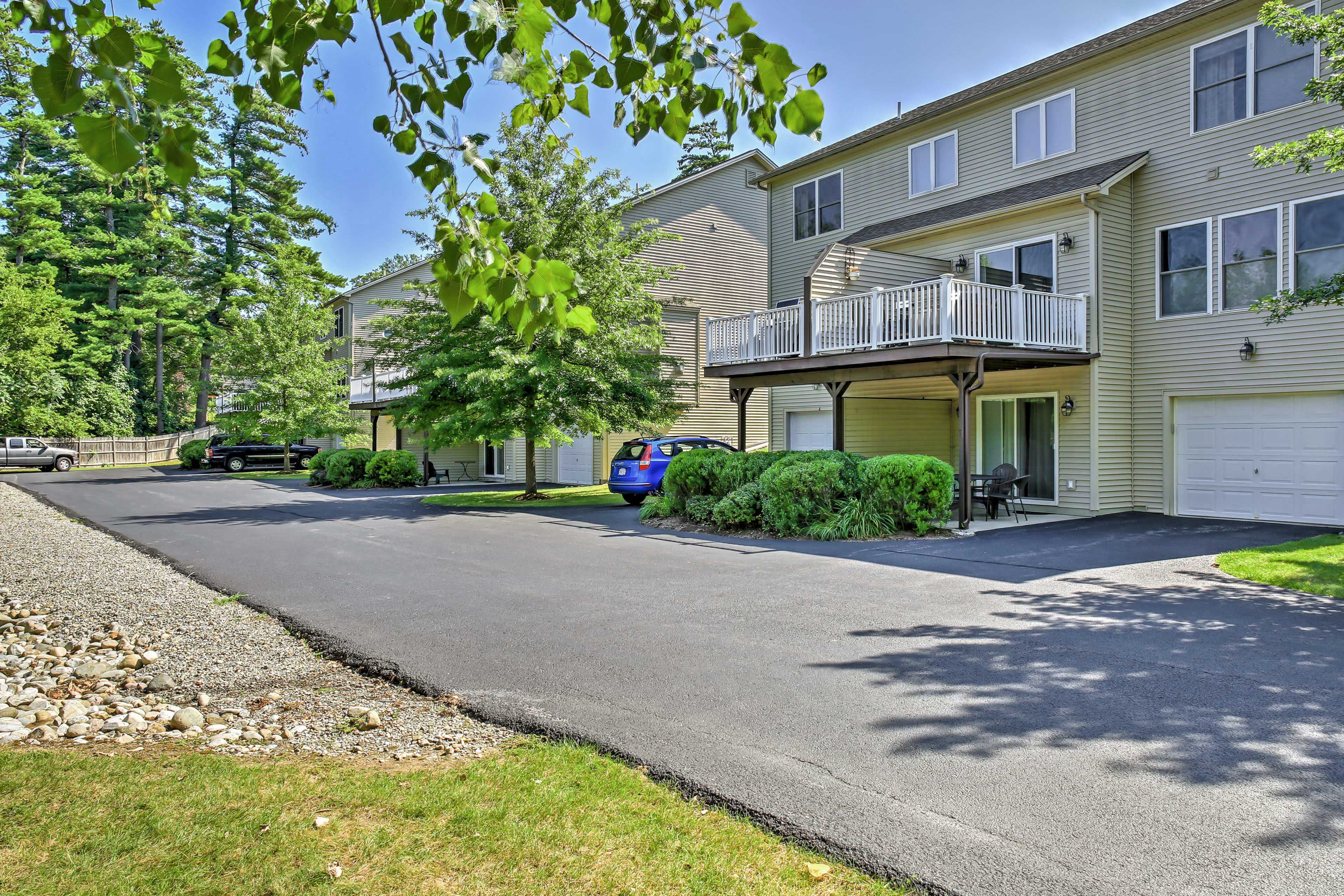 Enjoy a prime location at this Lake George destination.