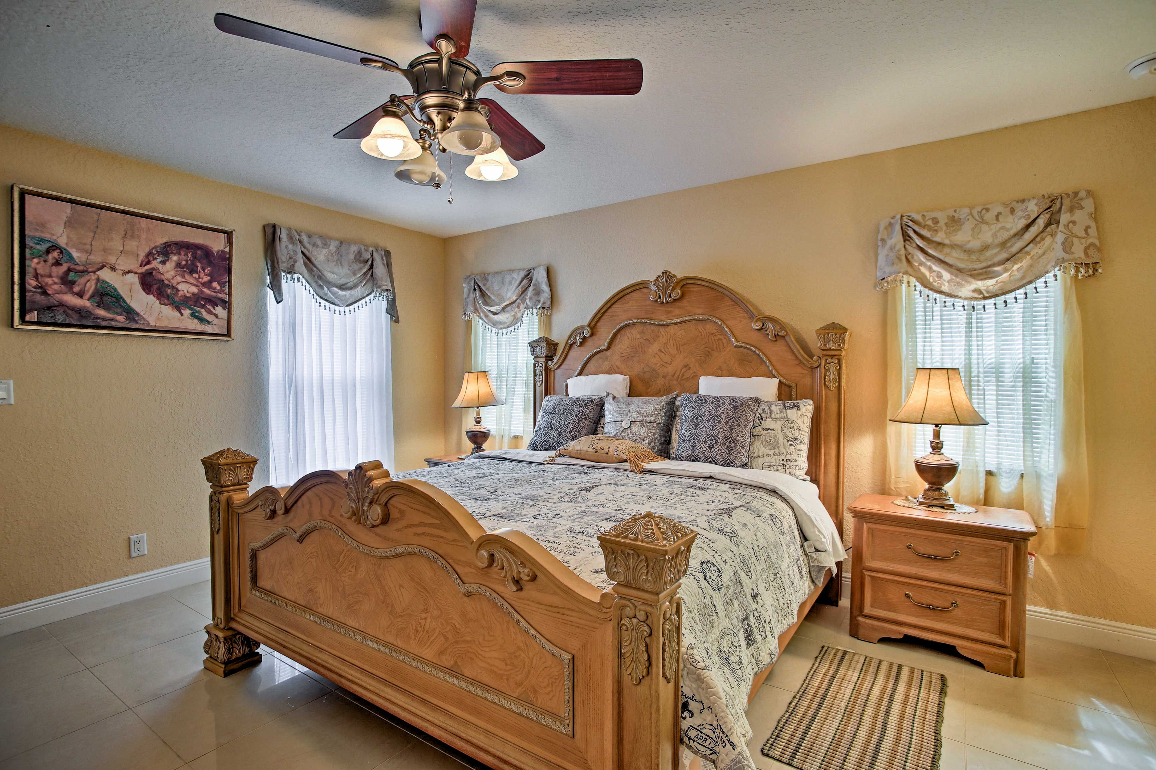 Bedroom 1 | King Bed | Linens Provided