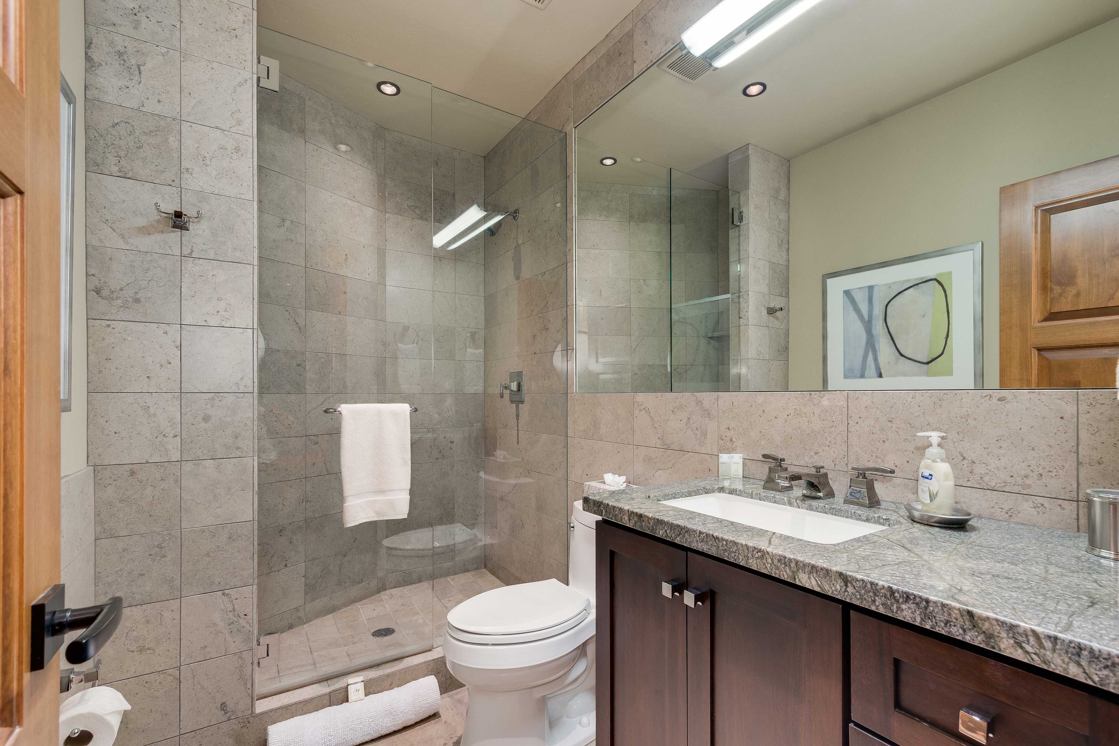 En-Suite Bathroom