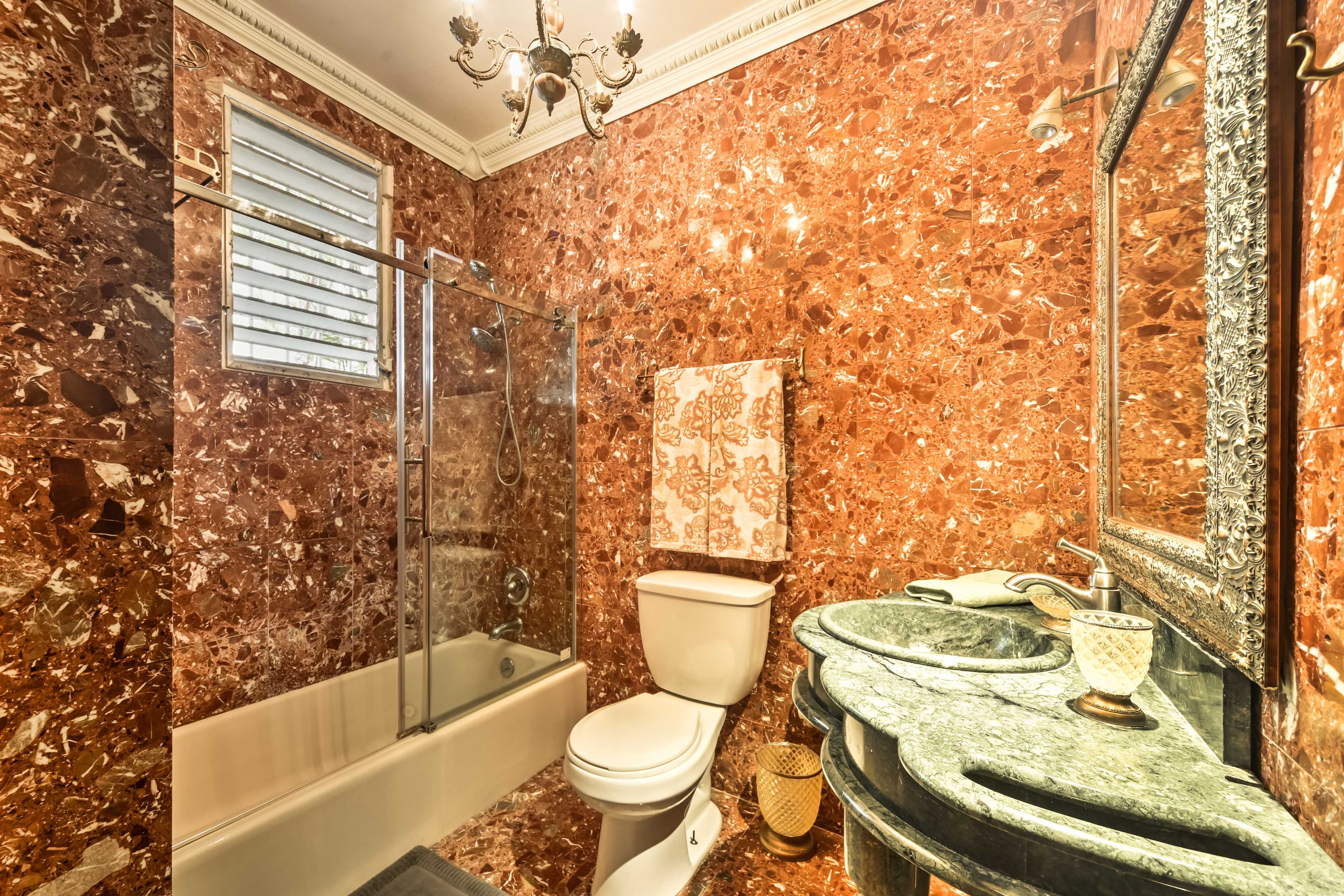 Full Bathroom