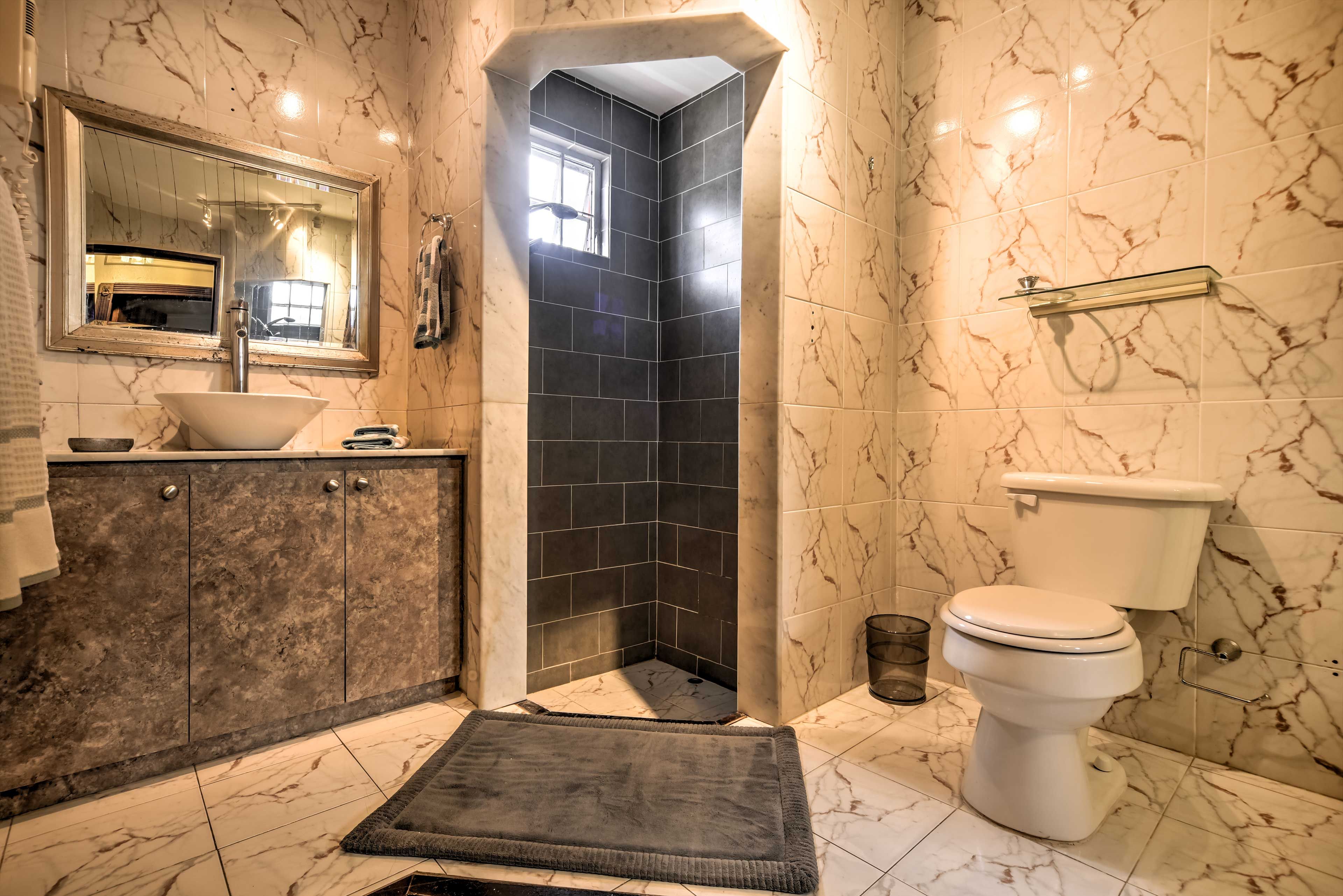 Full Bathroom