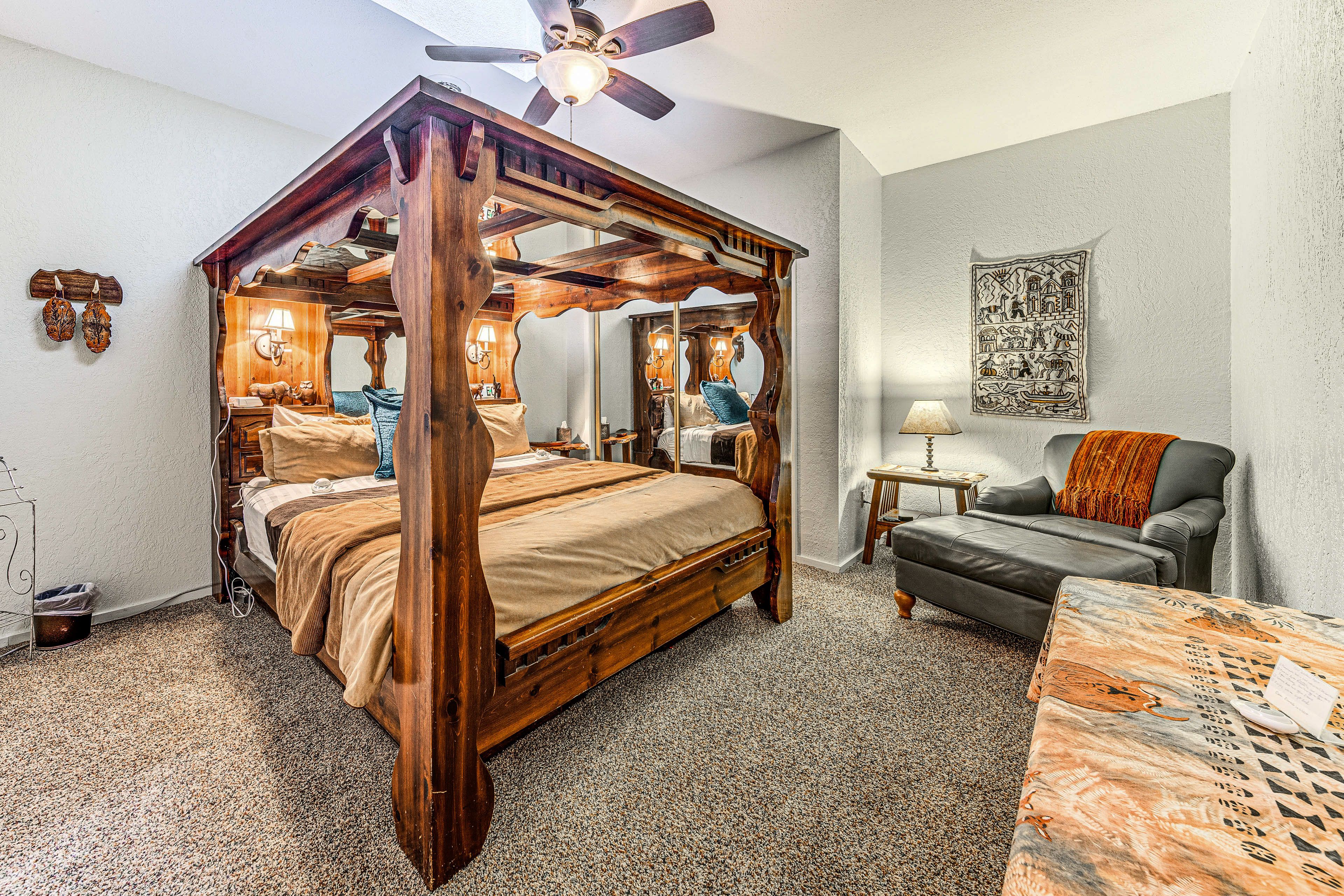 Bedroom 1 | King Bed | Linens Provided