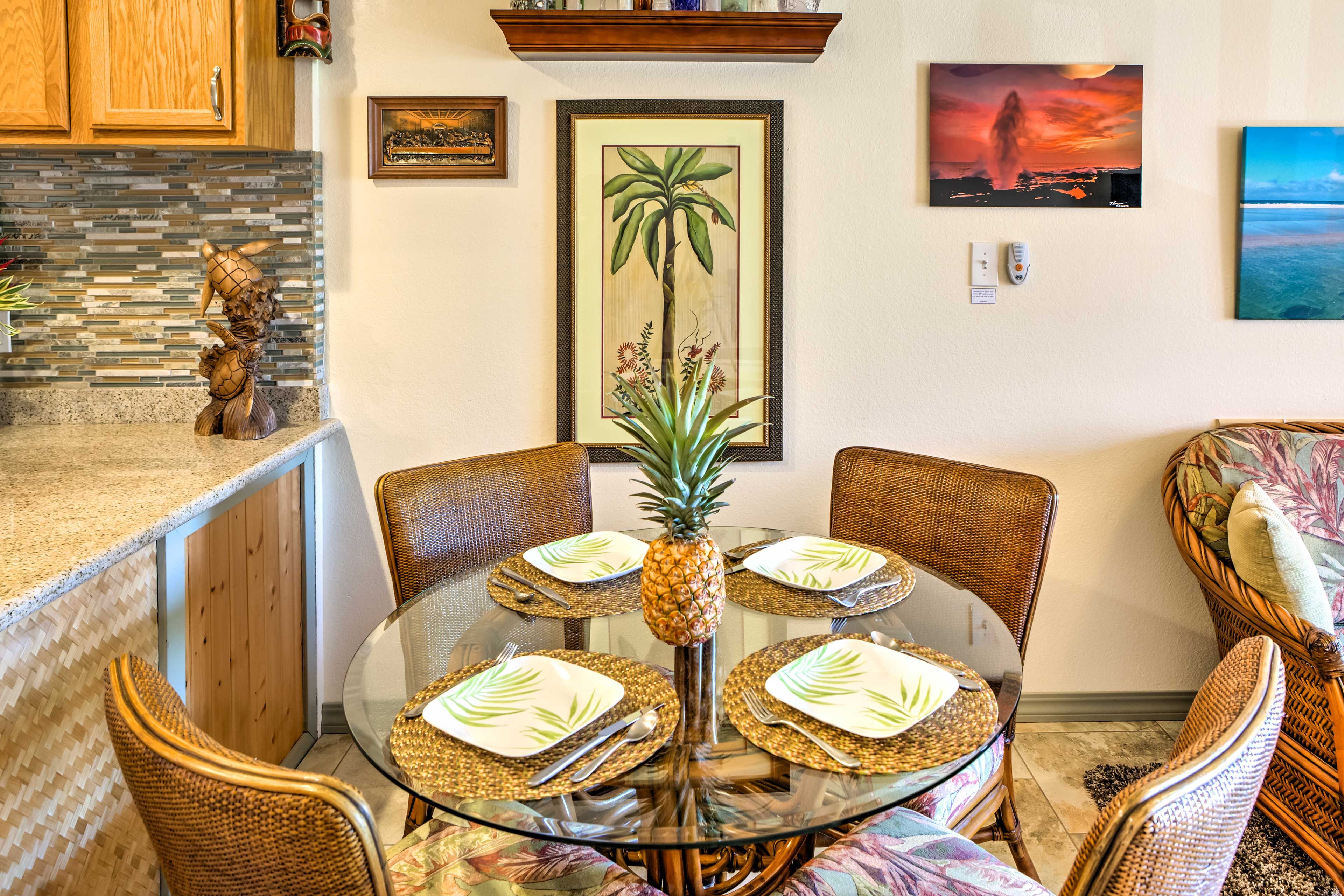 Dining Area | 1st Floor