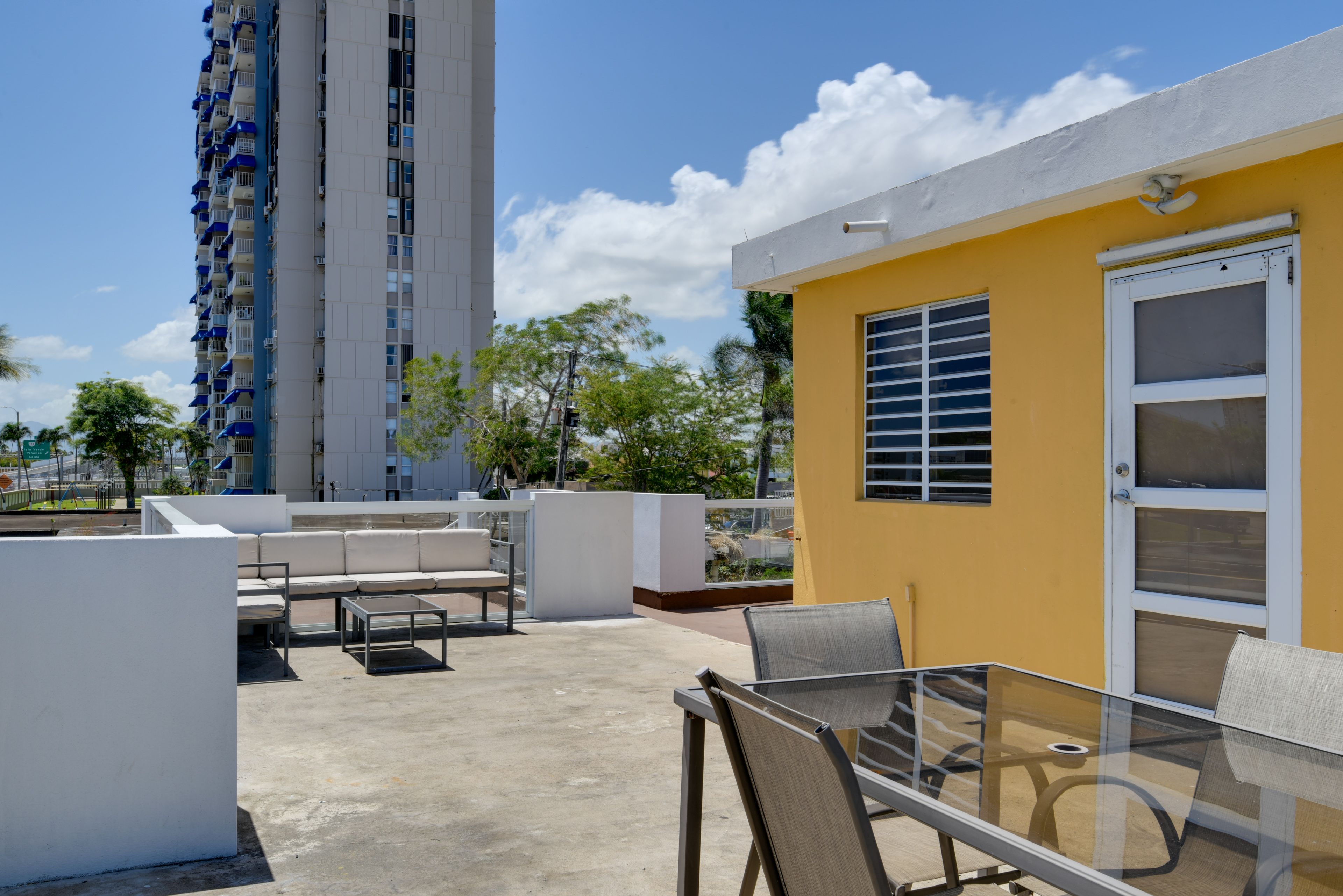 Private Terrace | Dining & Lounge Area