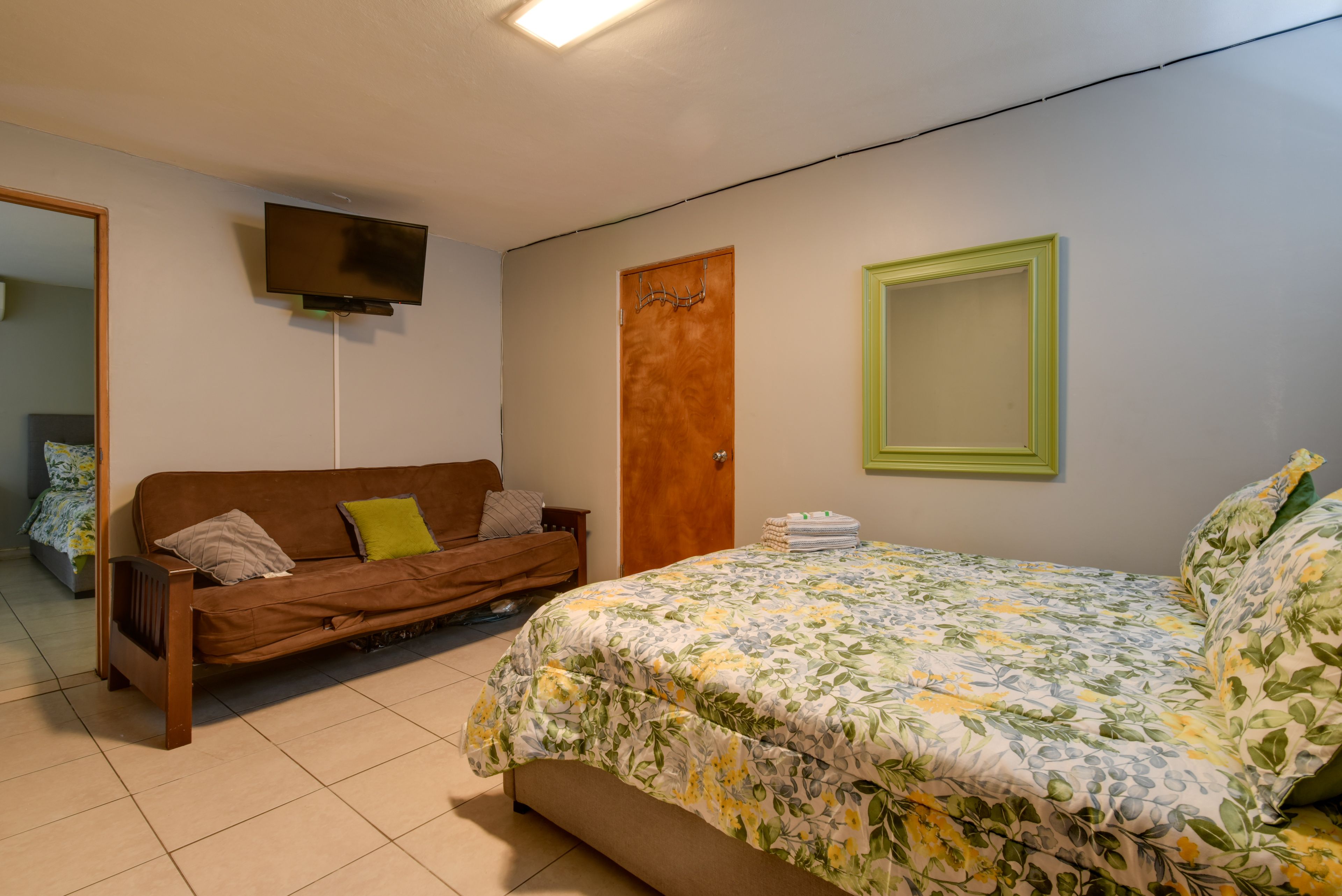 Bedroom 4 | Queen Bed, Futon | 1st Floor