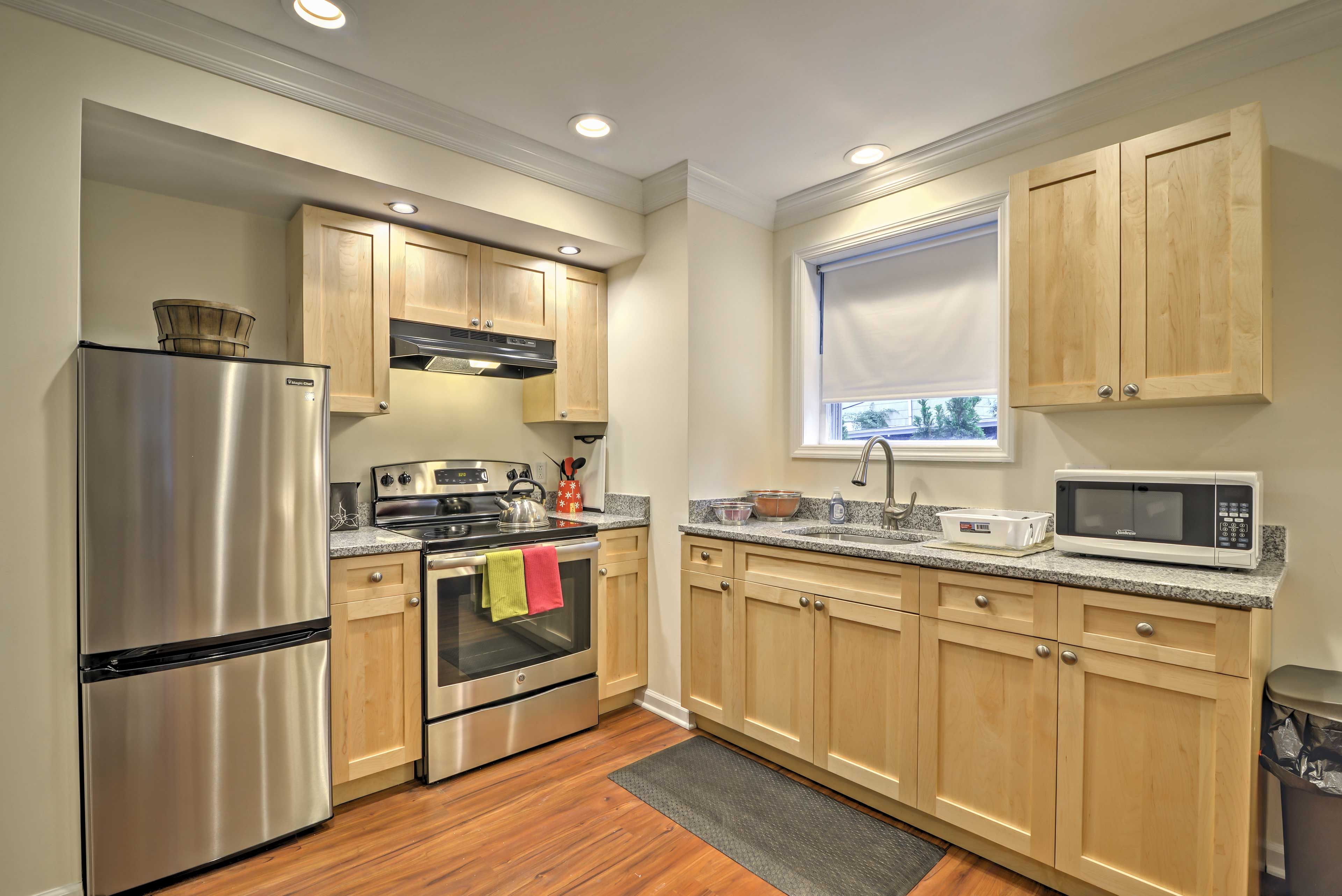 Kitchen | Dishware & Glassware