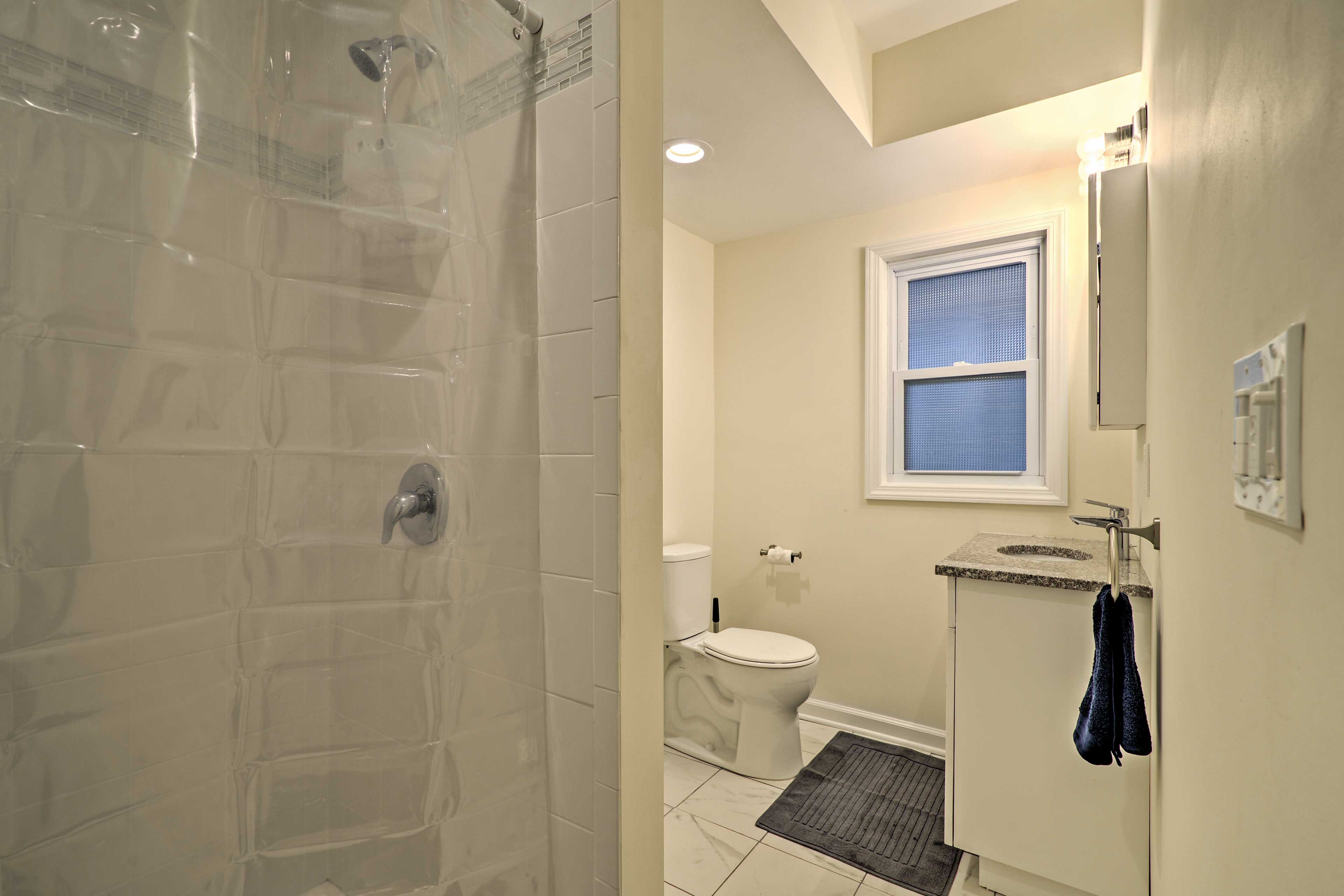 Full Bathroom | Walk-In Shower