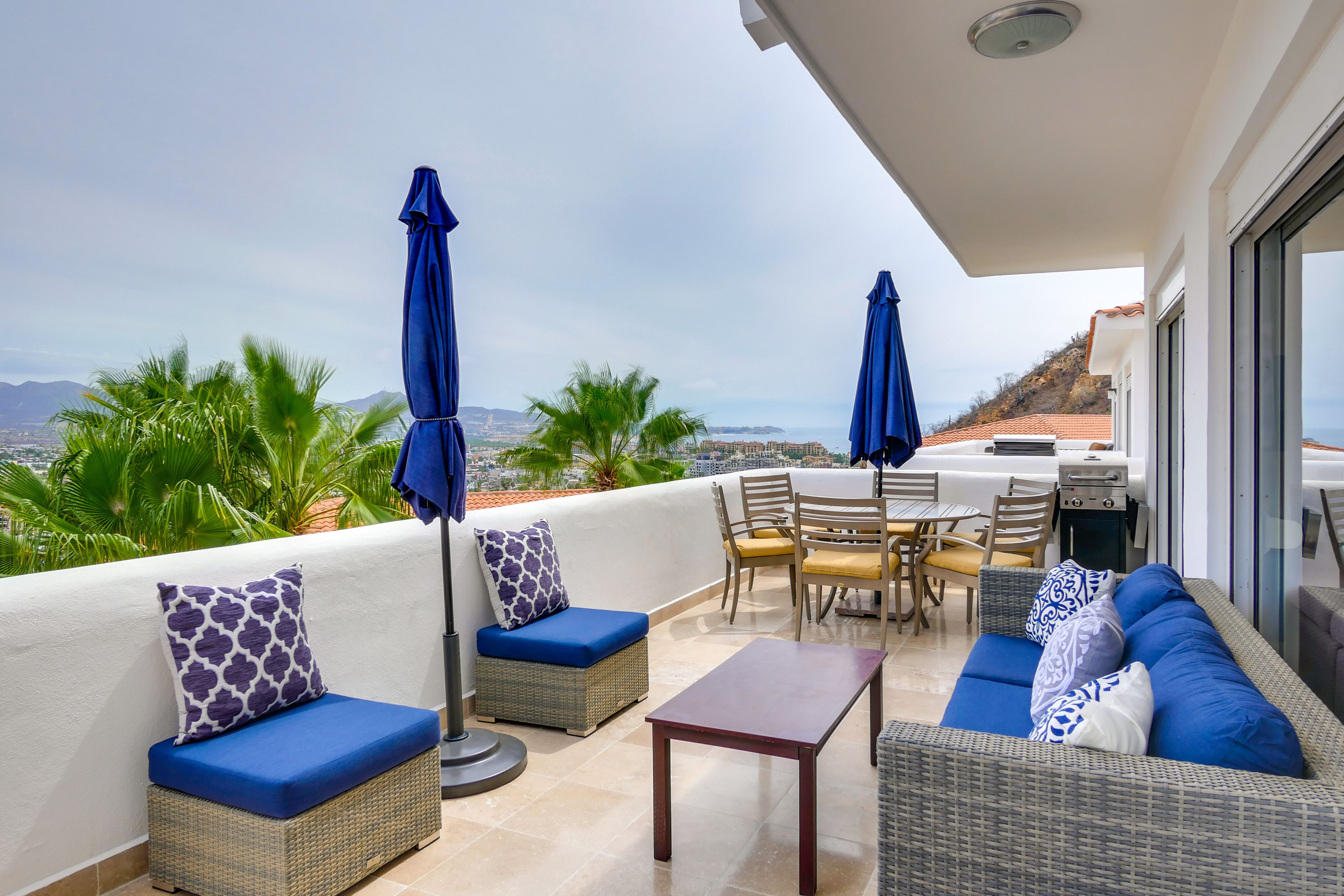 Private Balcony | Outdoor Dining | Views