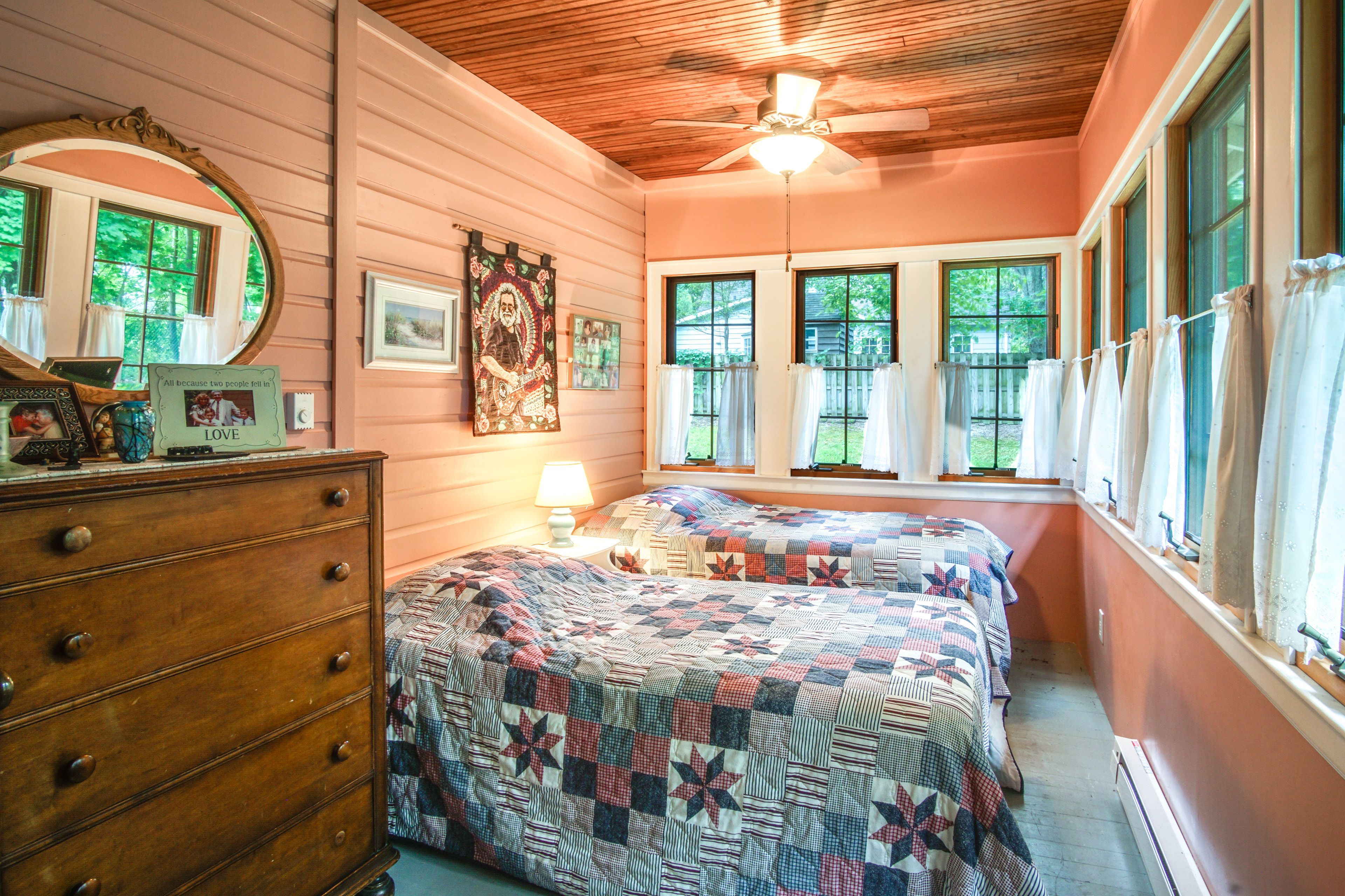 Bedroom 3 | 2 Twin Beds