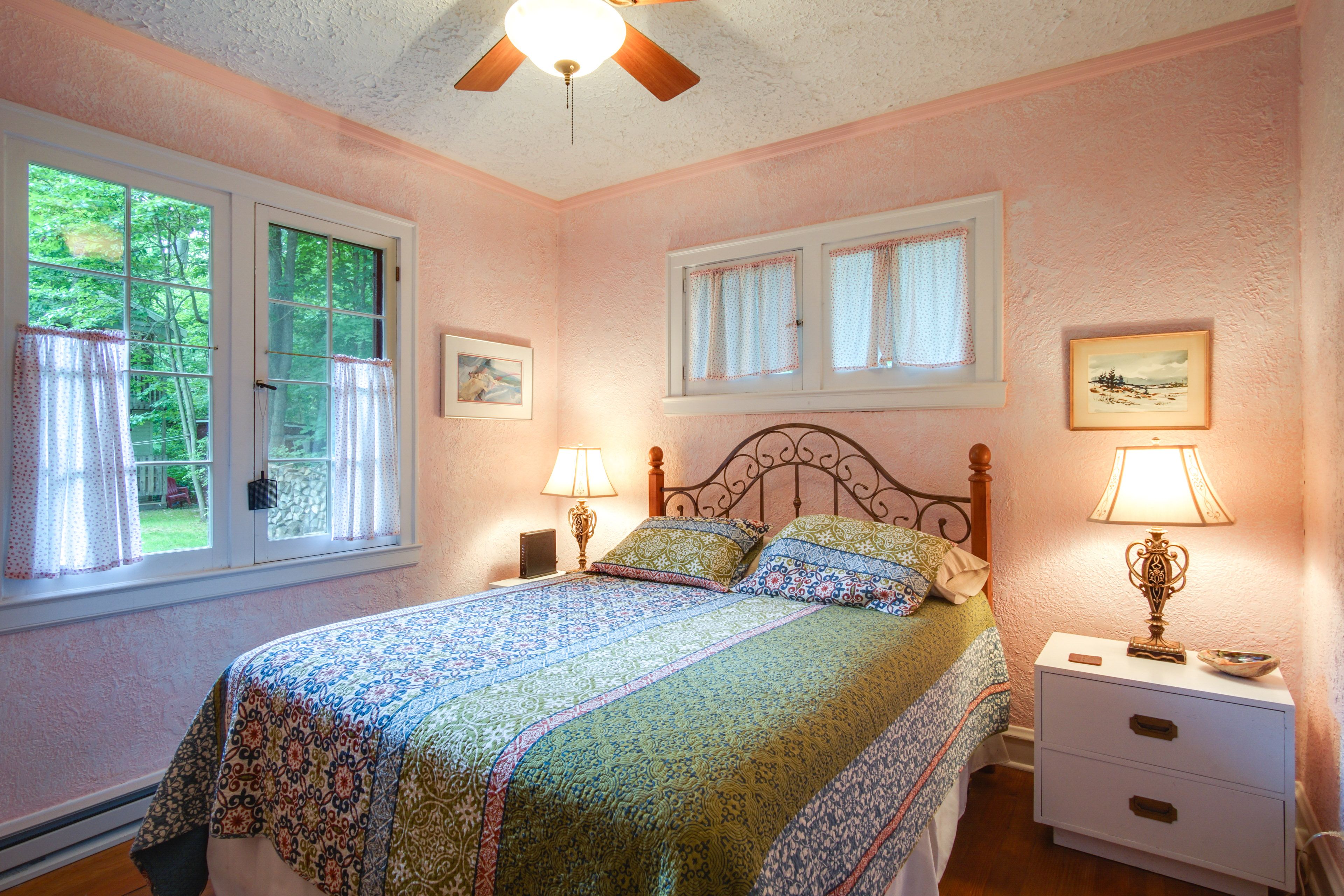 Bedroom 2 | Queen Bed