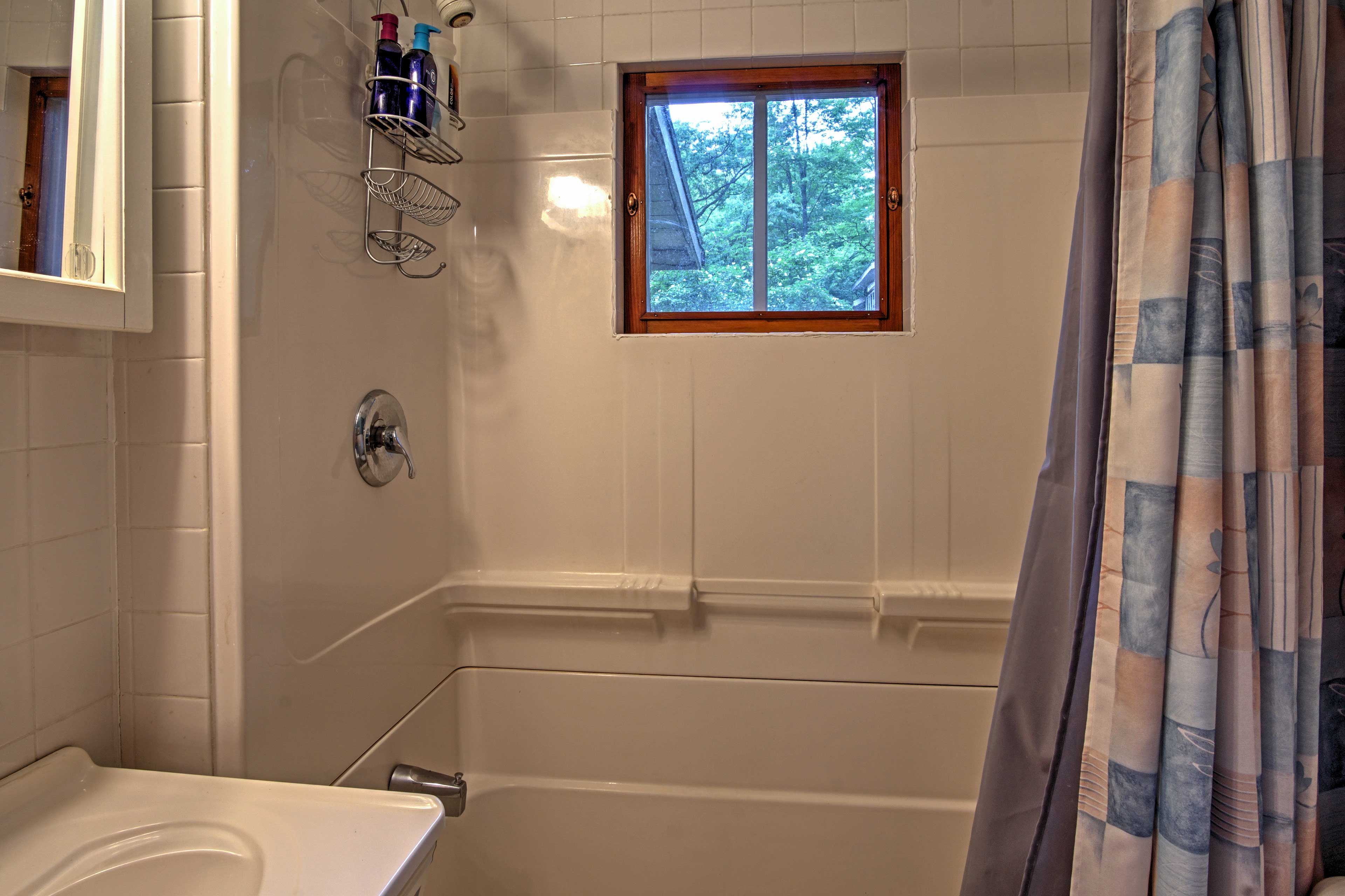 Full Bathroom