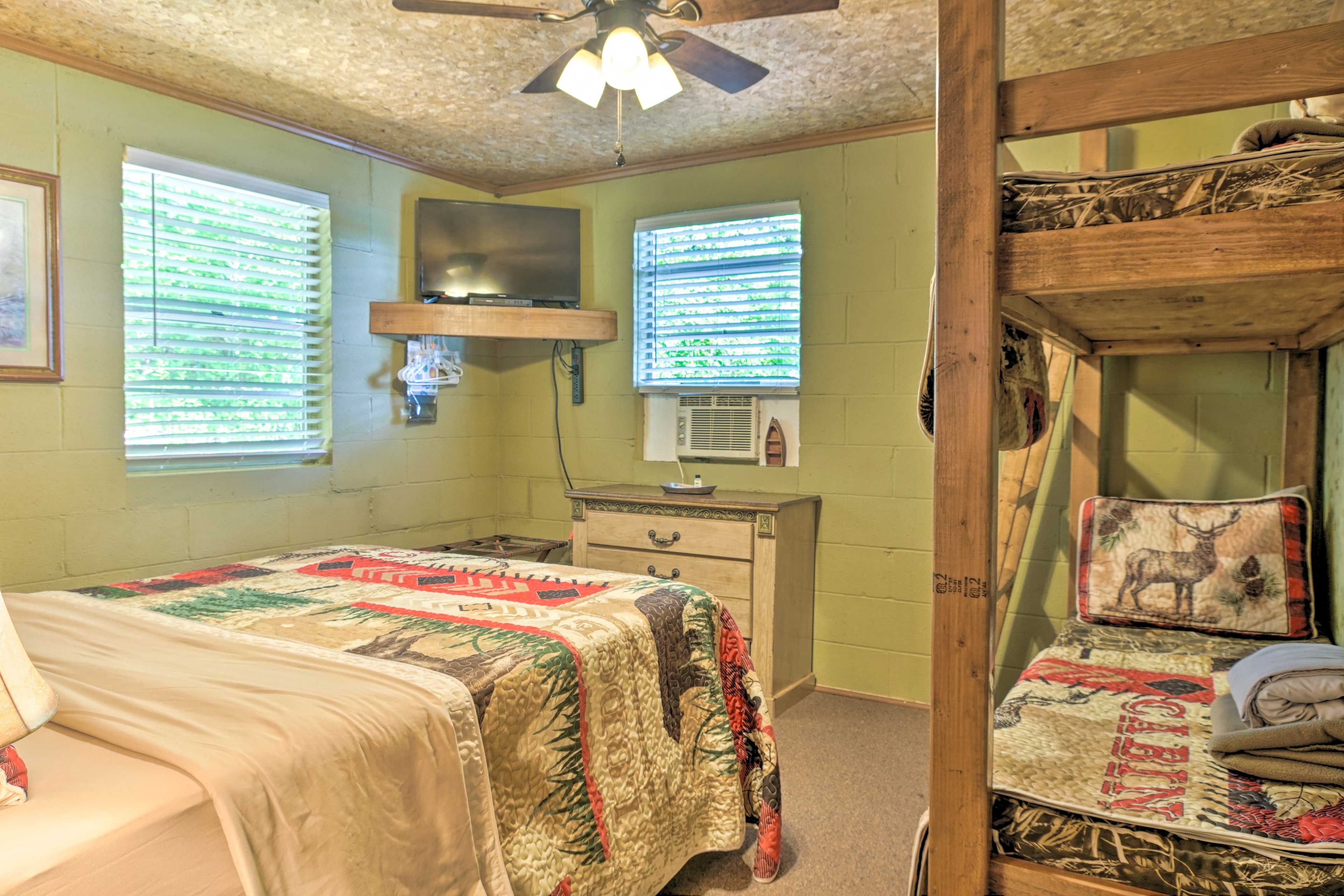 Bedroom 1 | Queen Bed | Twin Bunk Bed