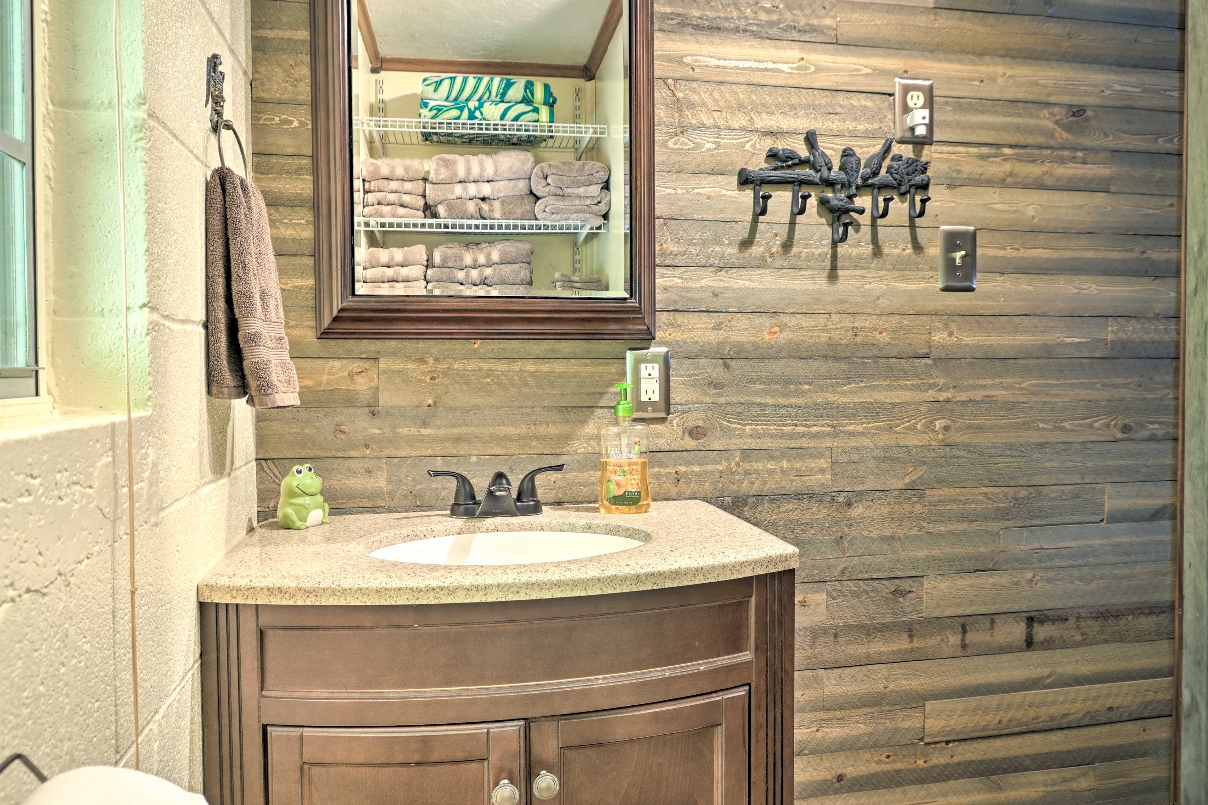 Full Bathroom