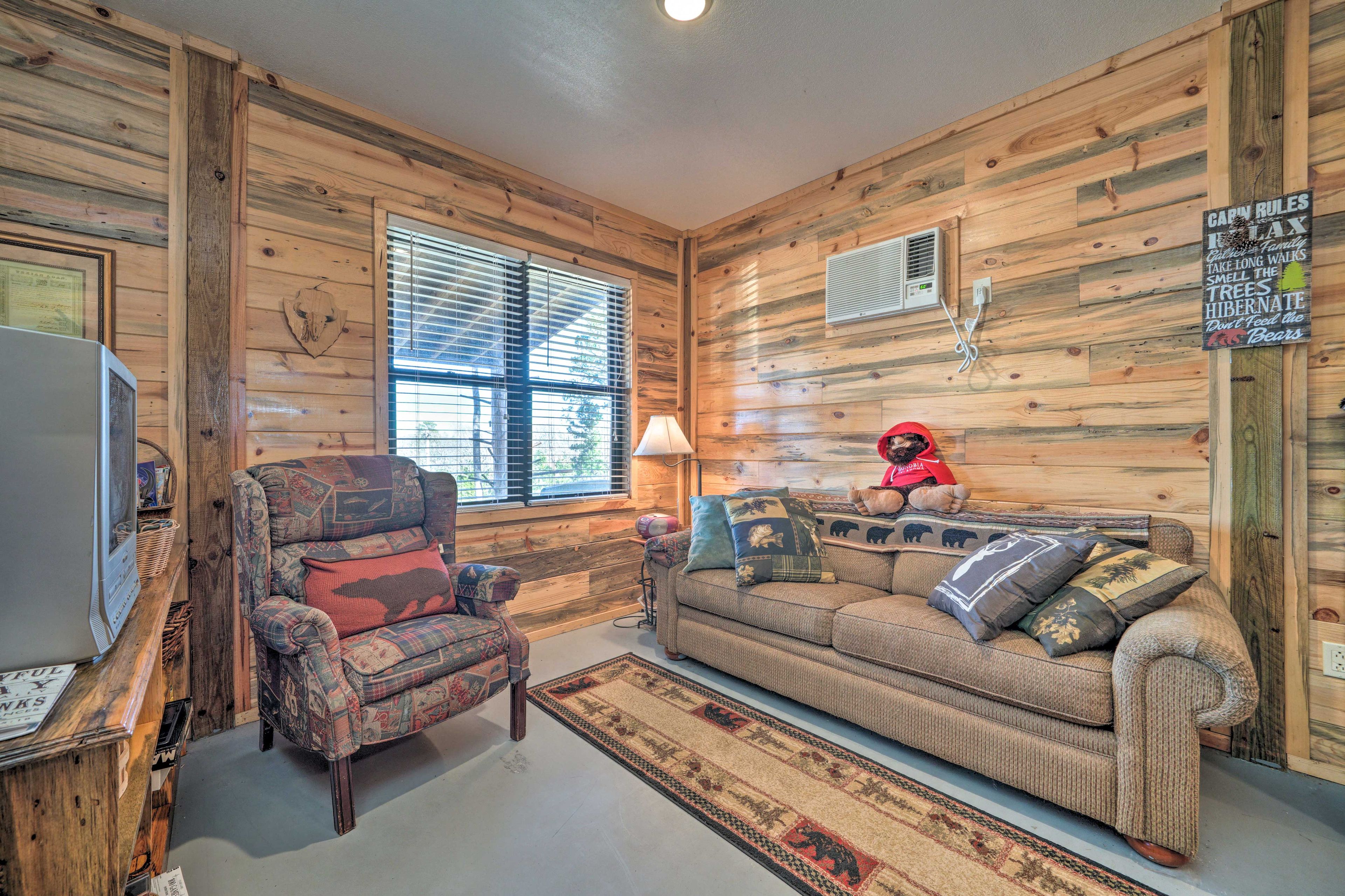Living Area | Free WiFi | Central A/C & Heating | TV | Board Games