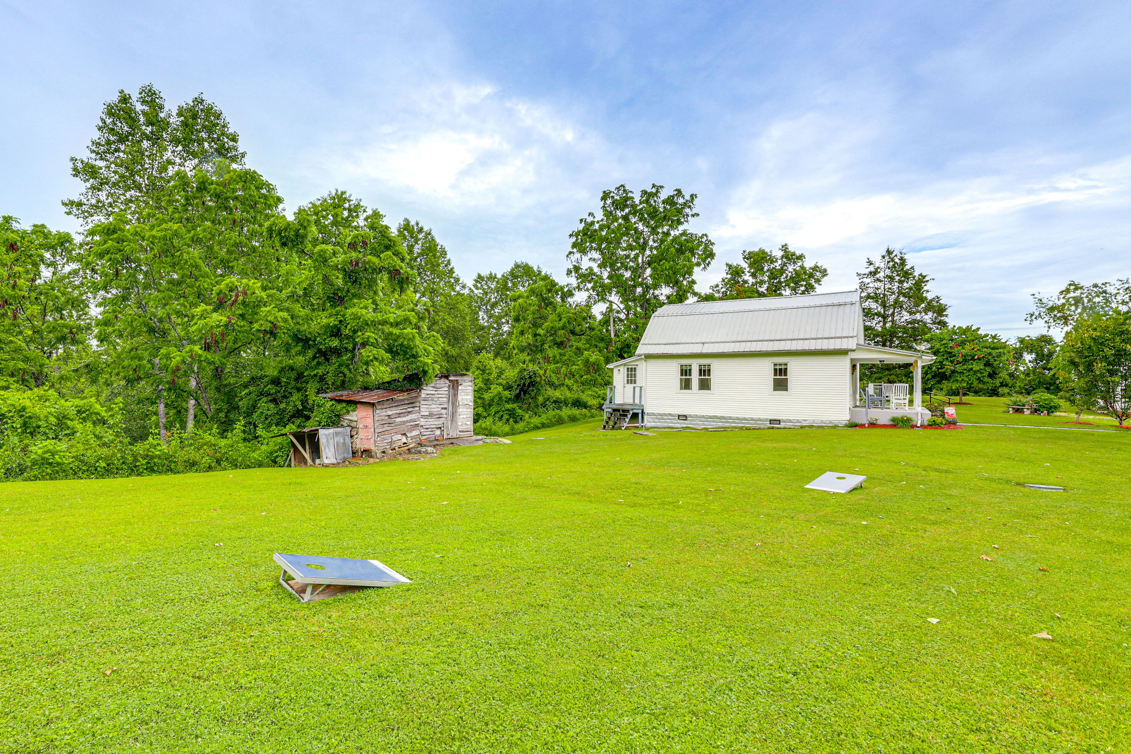 Cornhole | Picnic Area | Charcoal Grill
