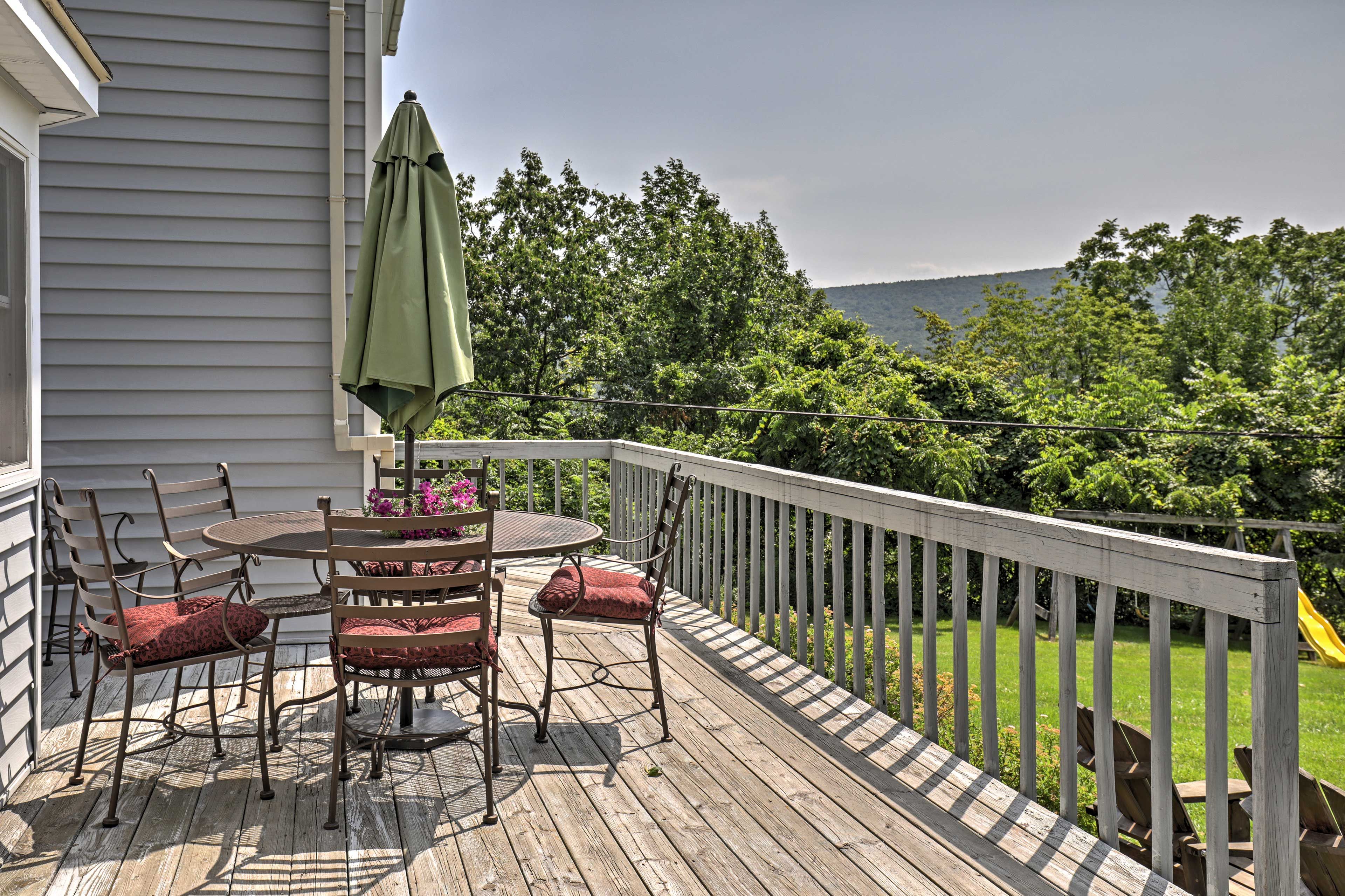 Private Deck | Free WiFi