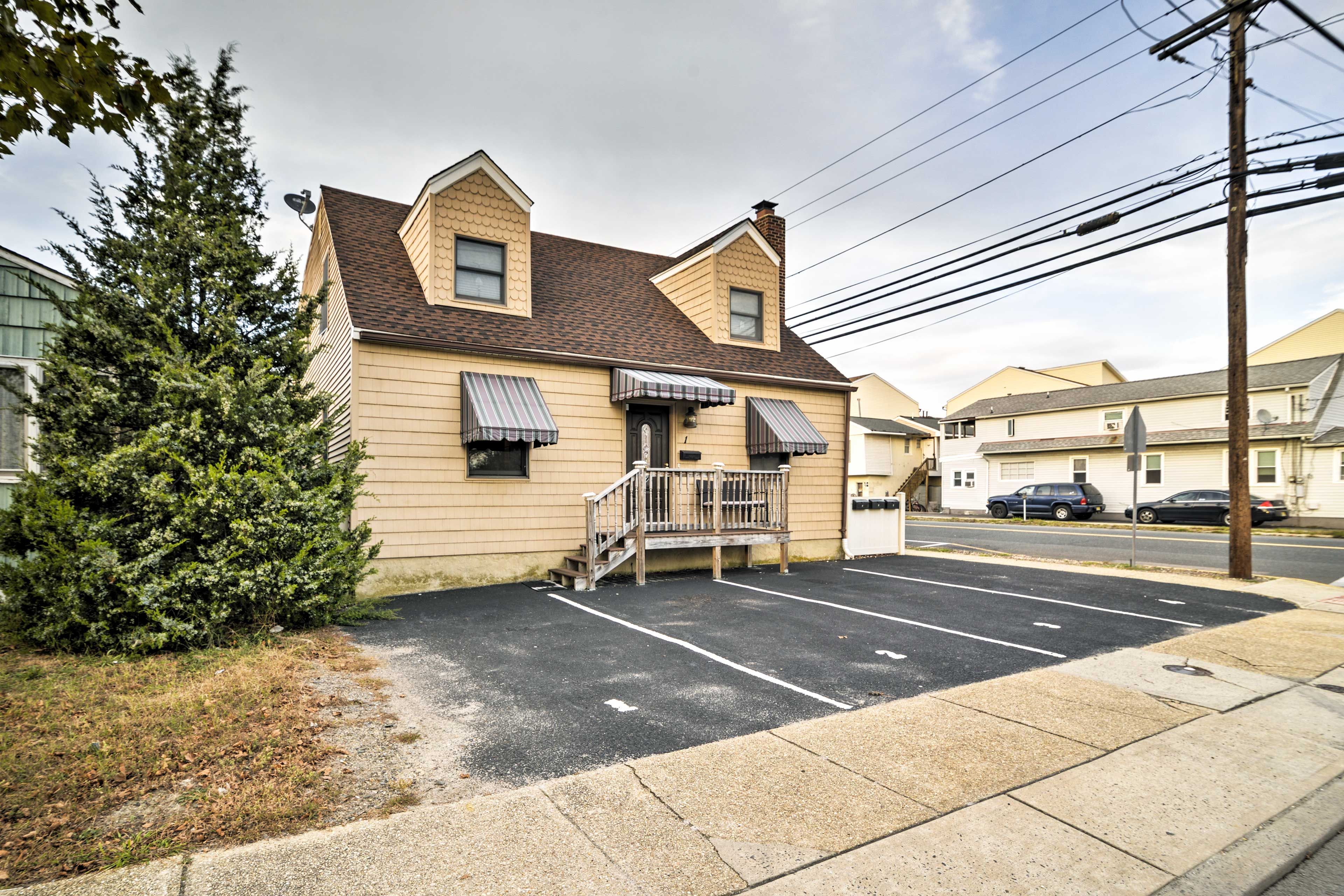 Book your Seaside Heights siesta today!