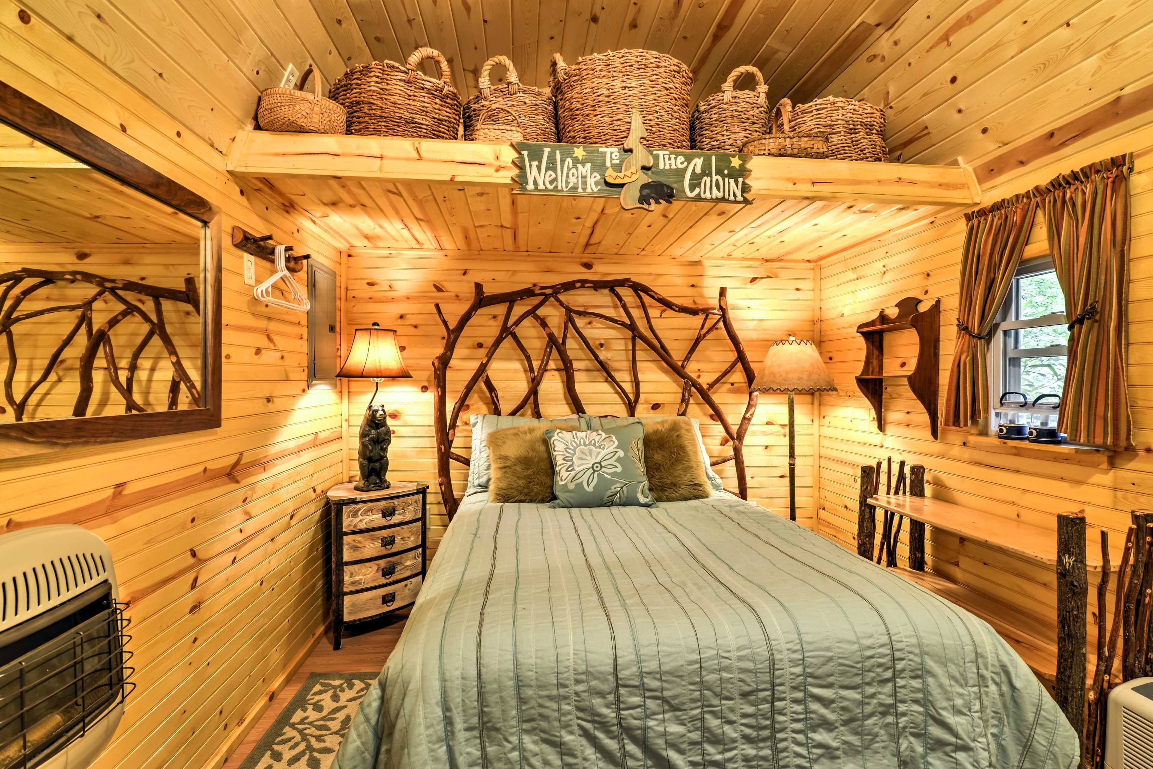 Bedroom 1 | Full Bed | Linens Provided