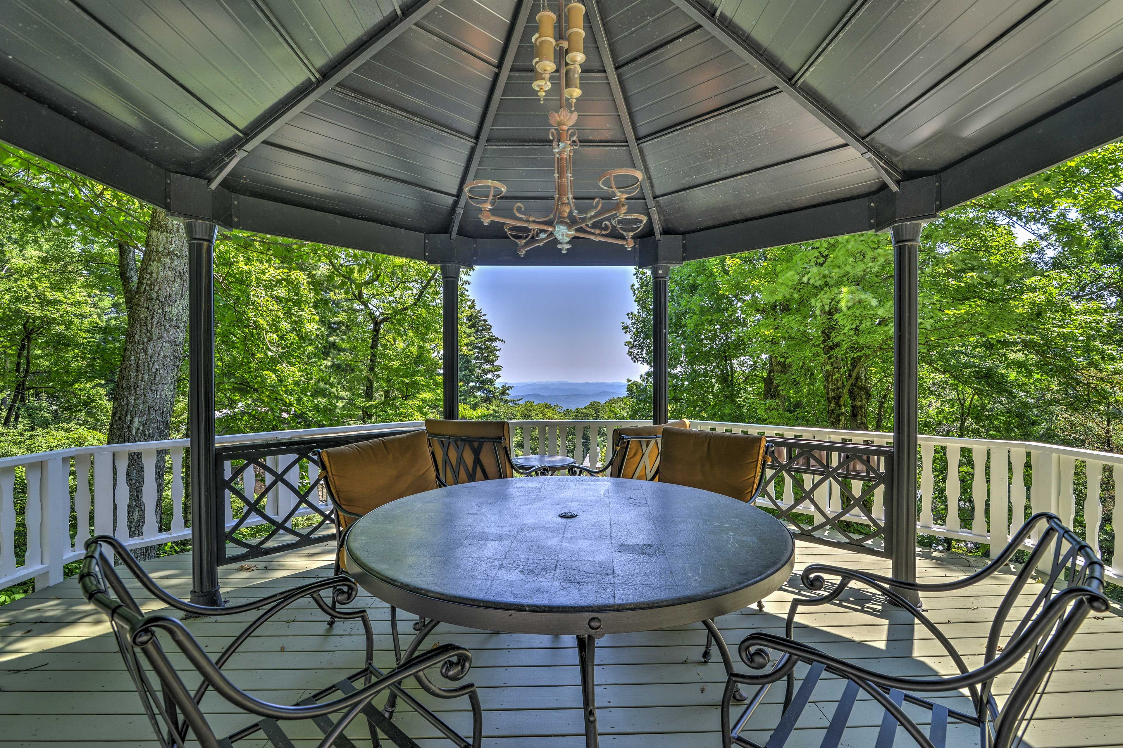 Treehouse | Beautiful Views