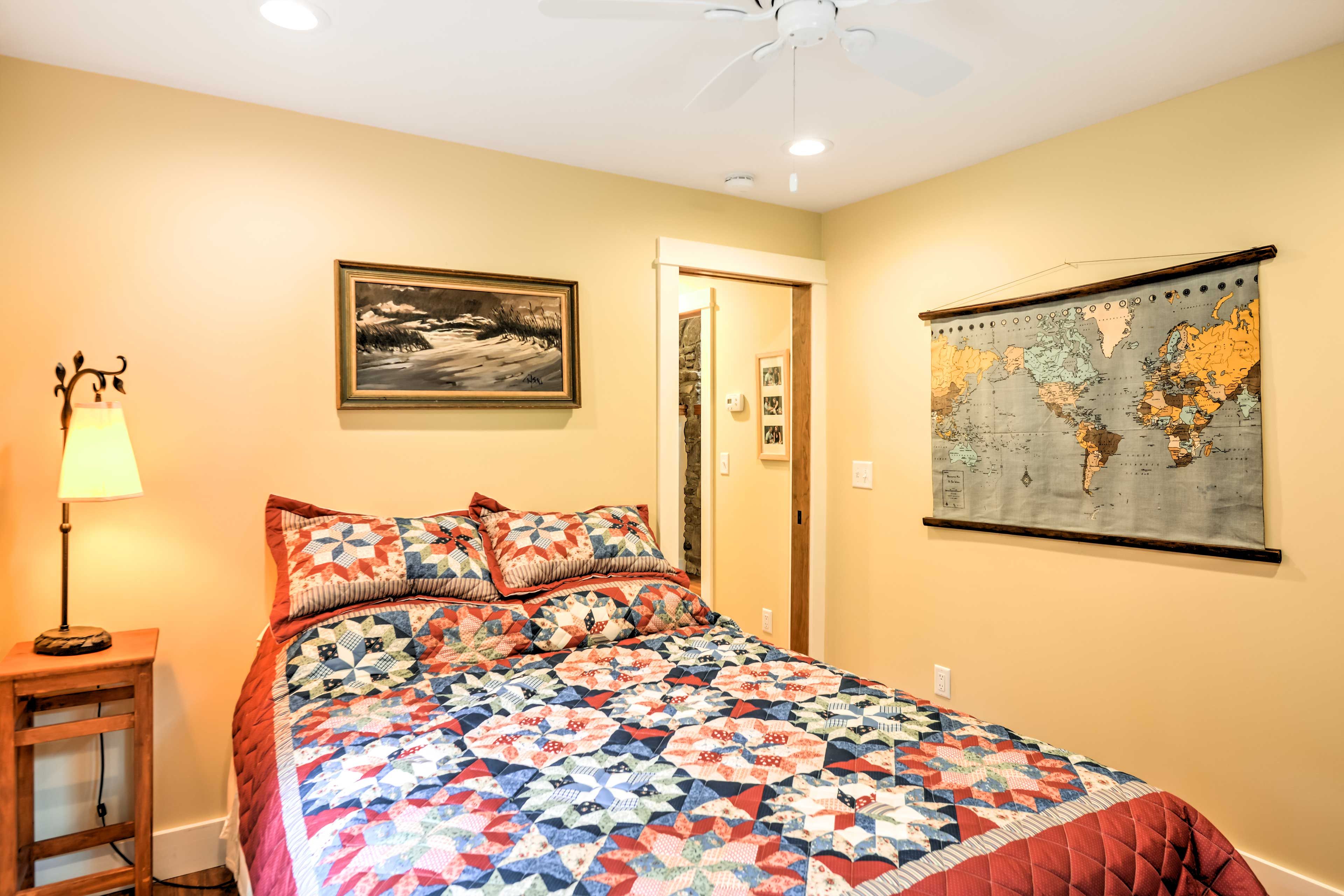 Bedroom 2 | Queen Bed | 2nd Floor
