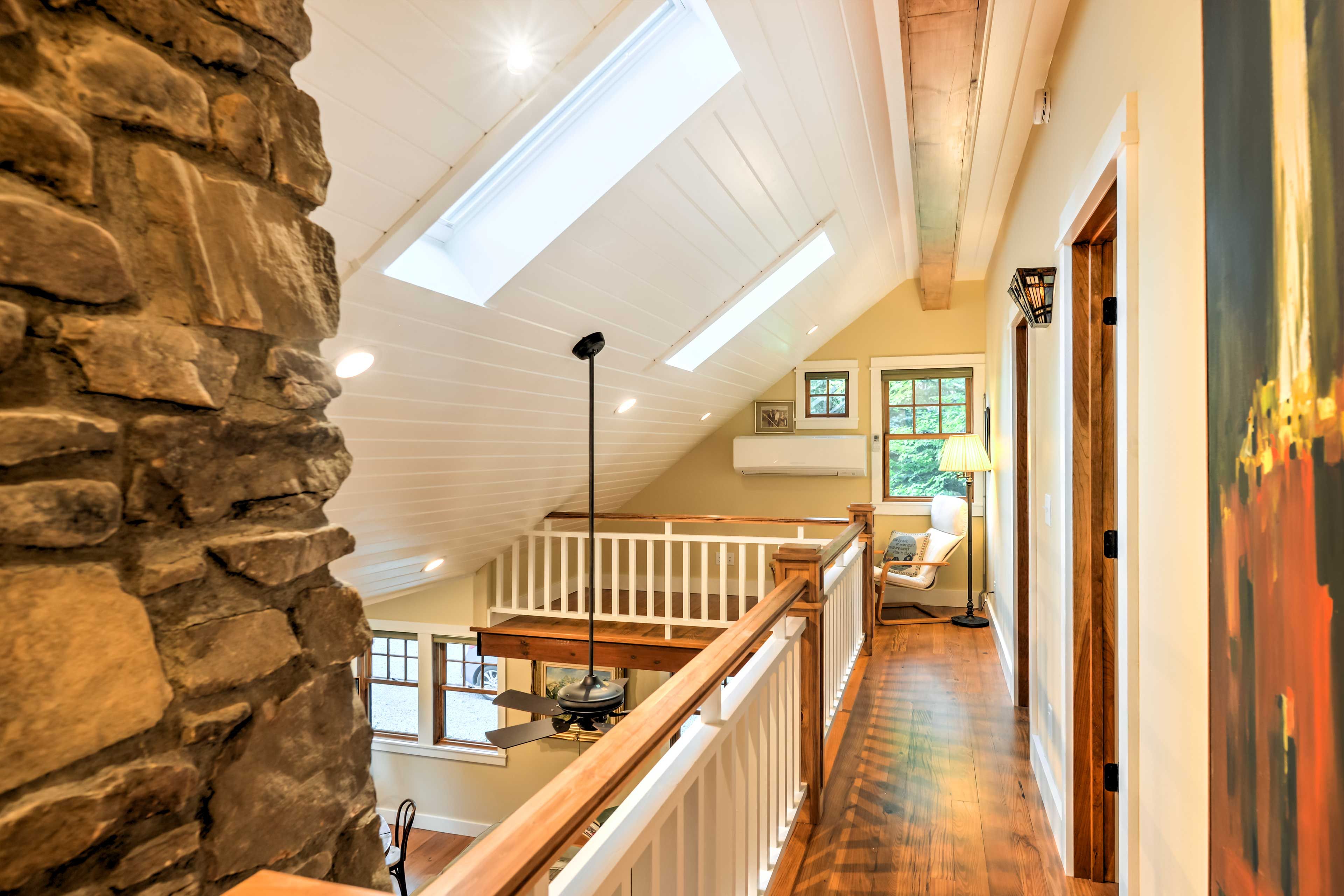 Upstairs Reading Area | 2nd Floor